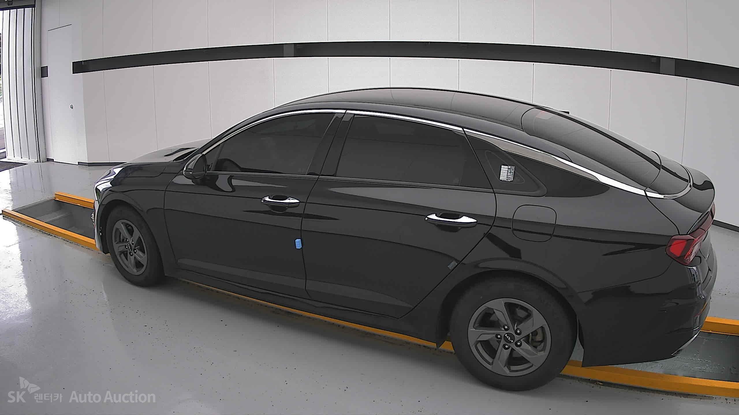 2023 - kia k5