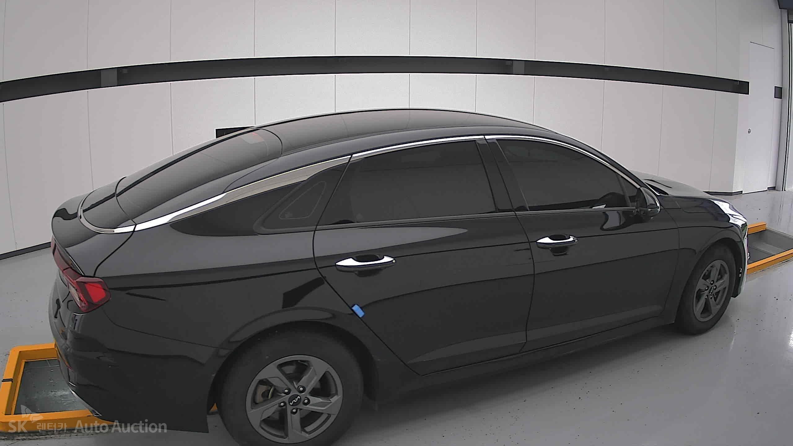 2023 - kia k5
