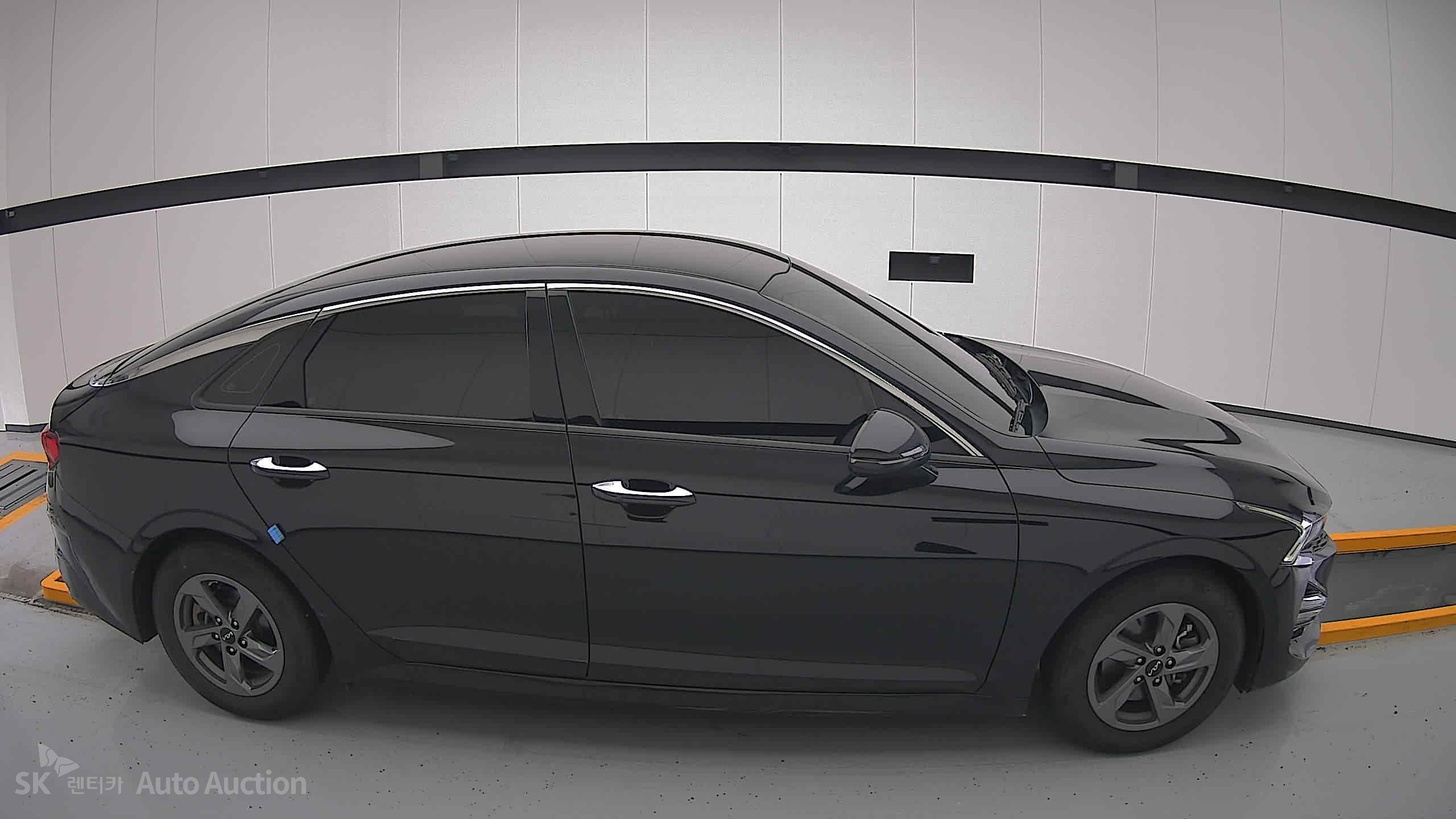 2023 - kia k5