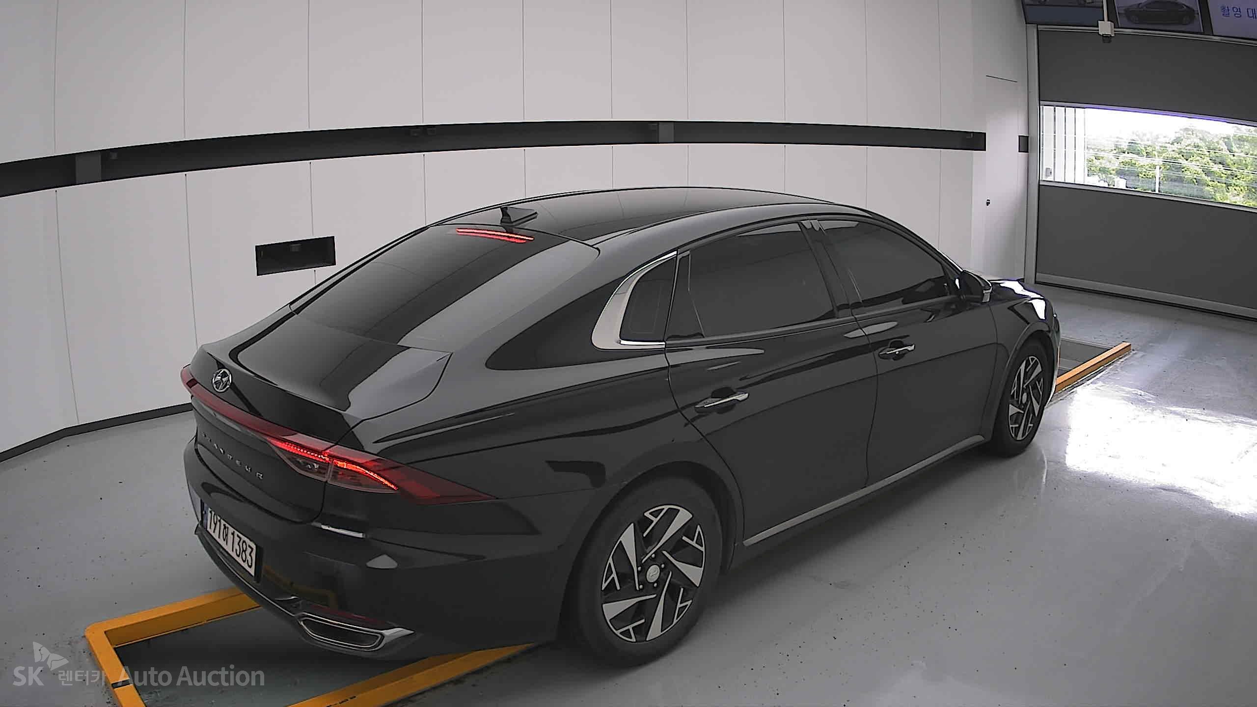 2022 - hyundai grandeur