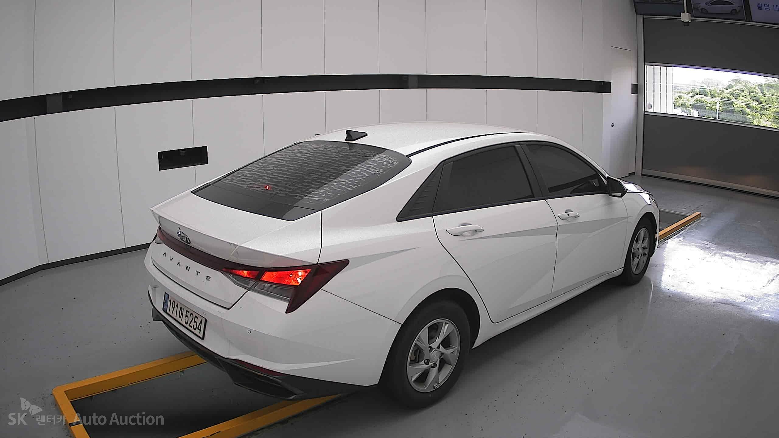 2023 - hyundai avante