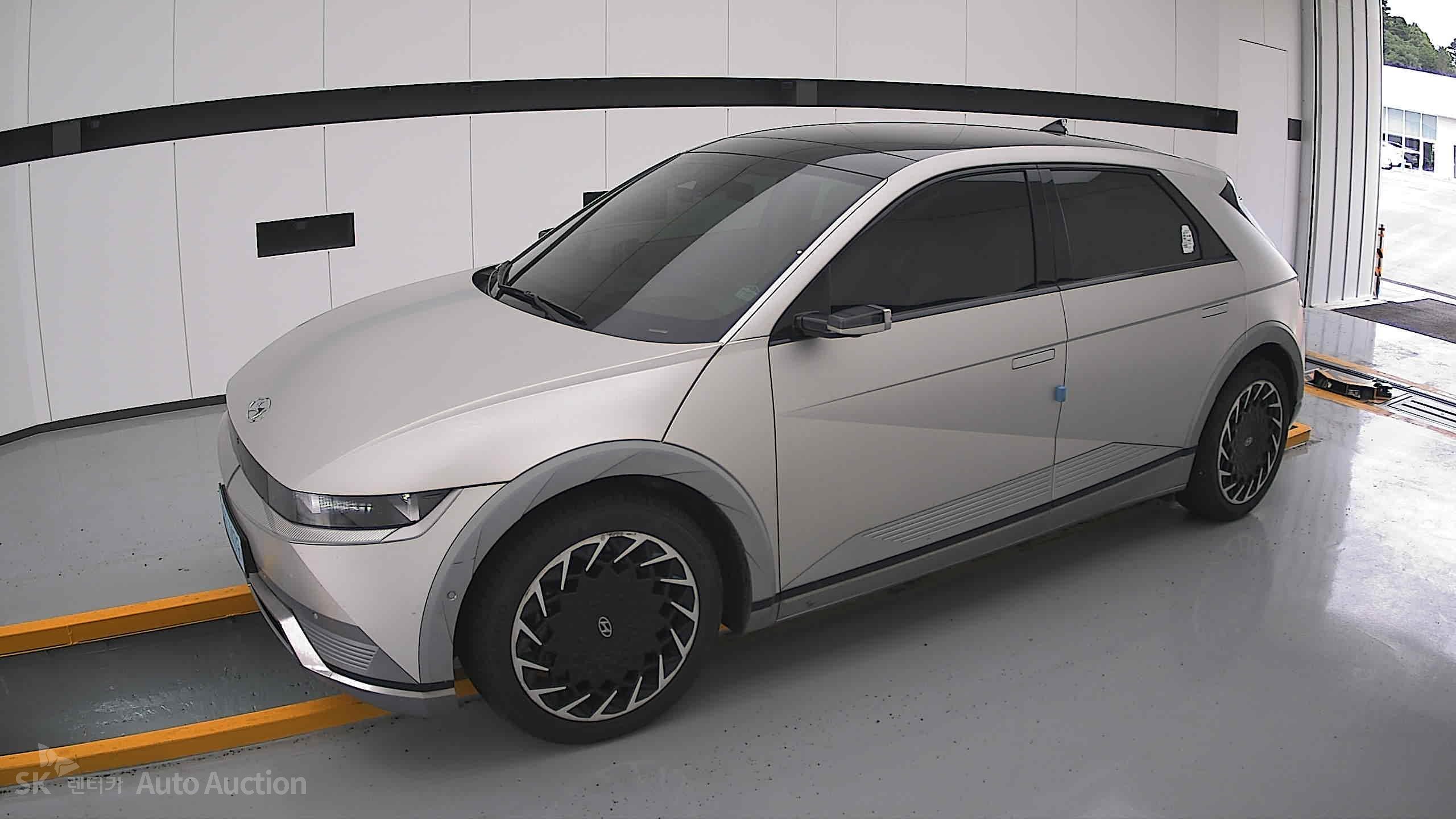 2023 - hyundai ioniq