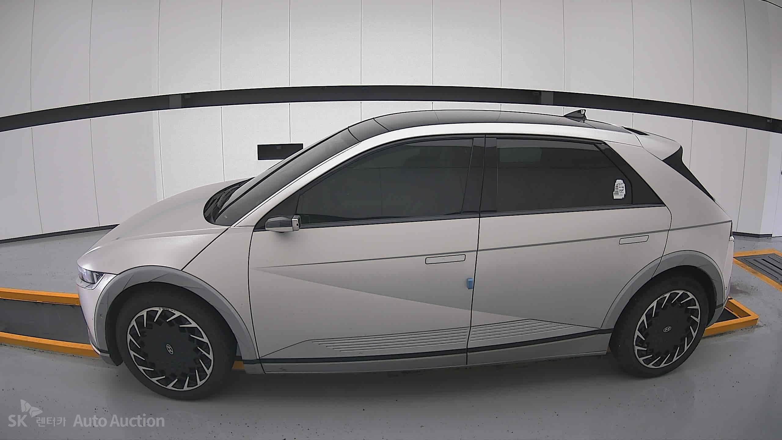 2023 - hyundai ioniq
