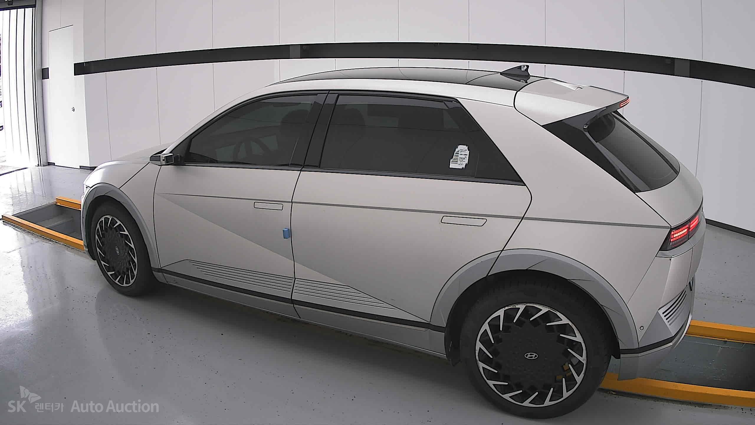 2023 - hyundai ioniq