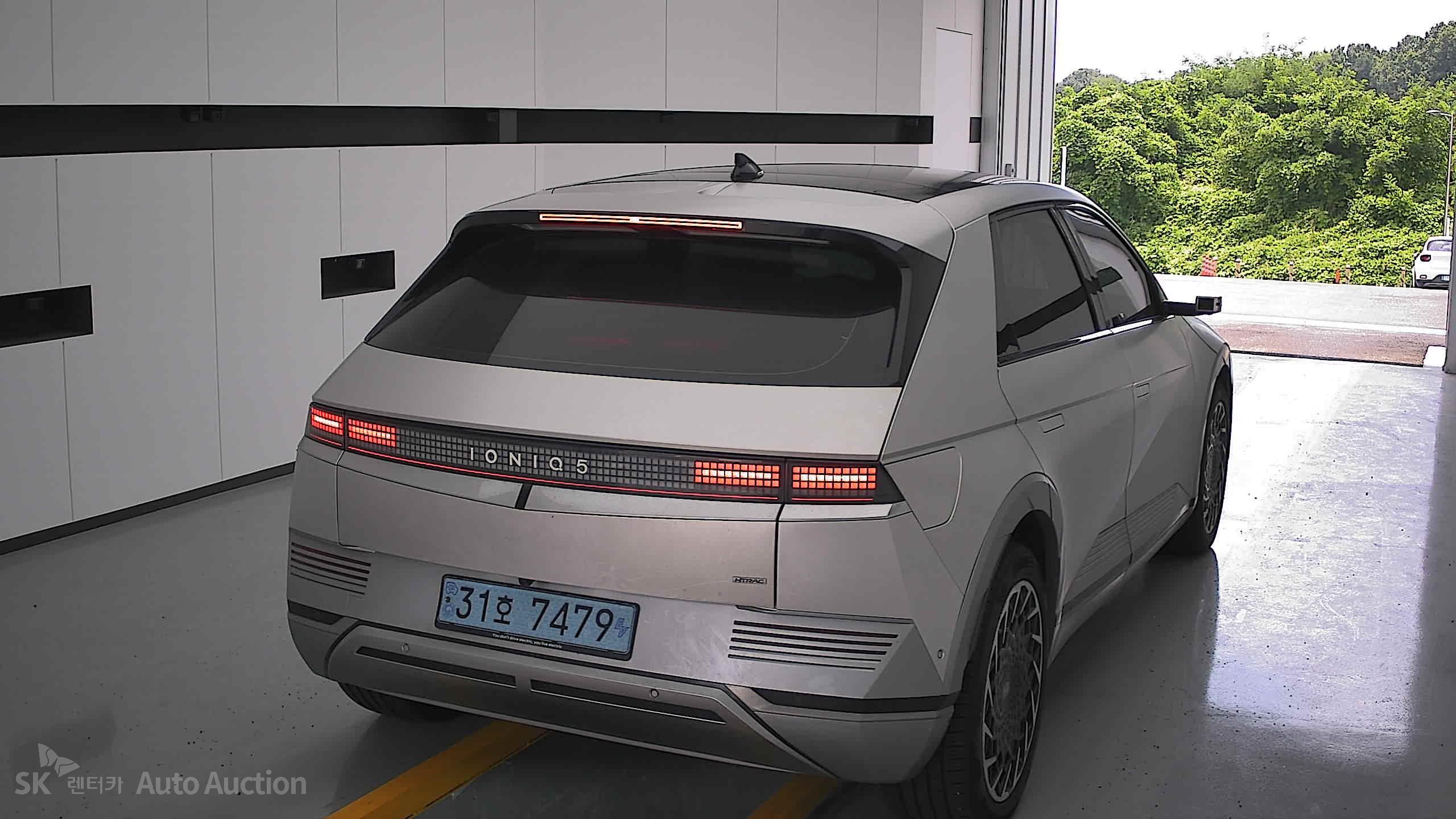 2023 - hyundai ioniq