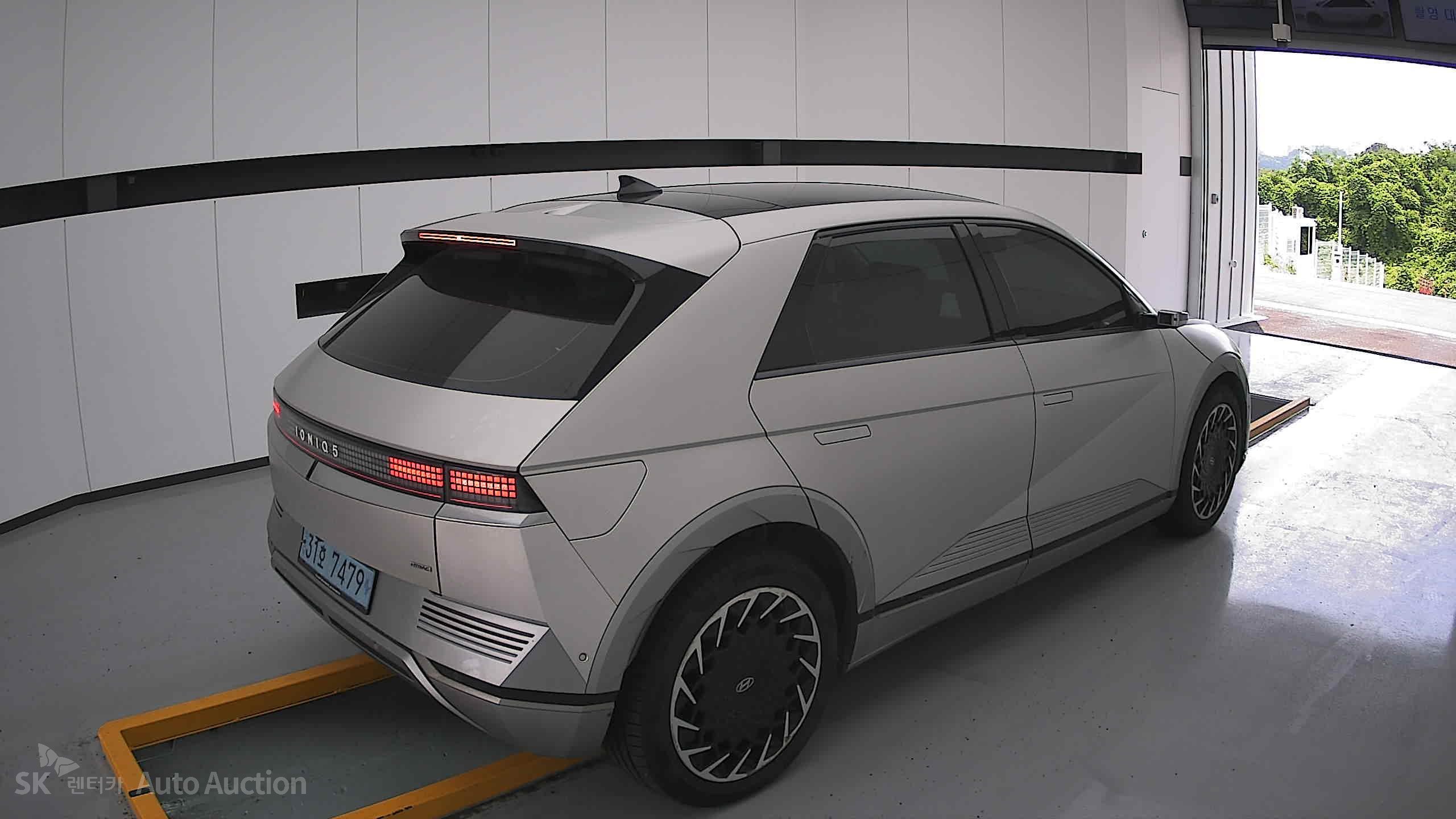 2023 - hyundai ioniq