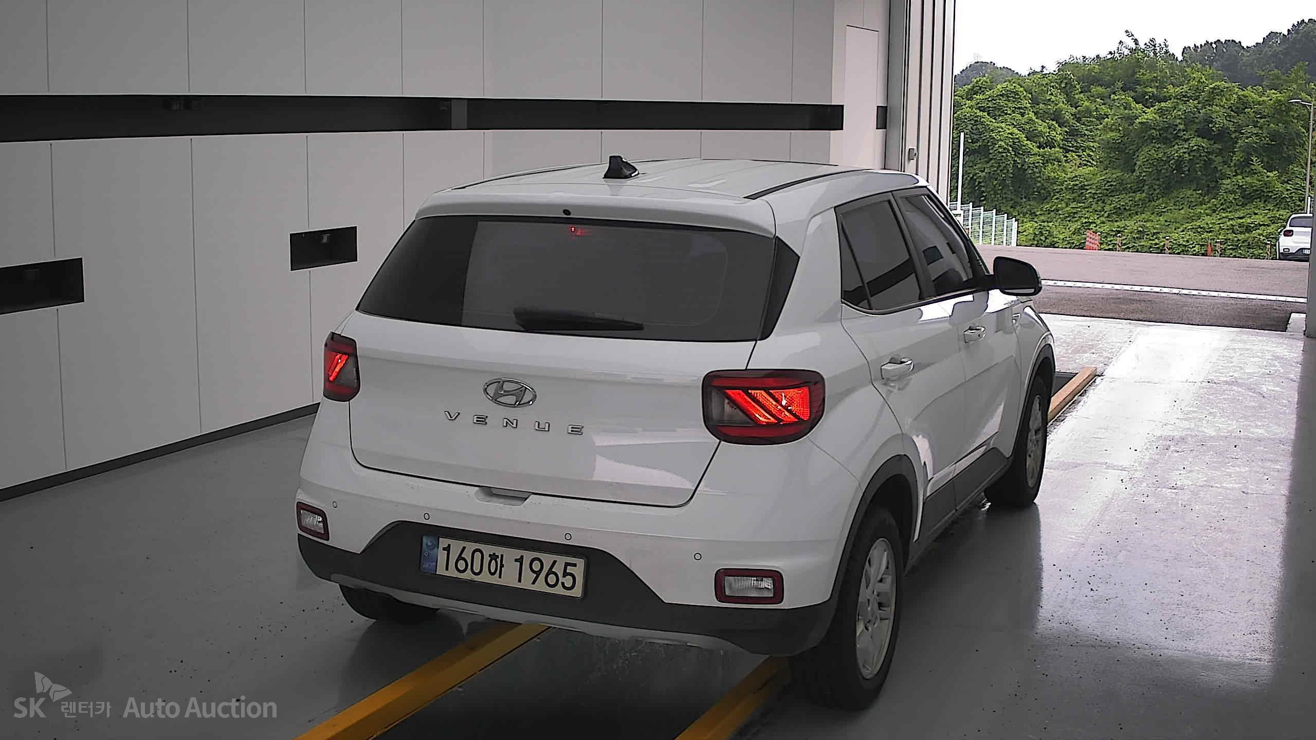 2021 - hyundai venue