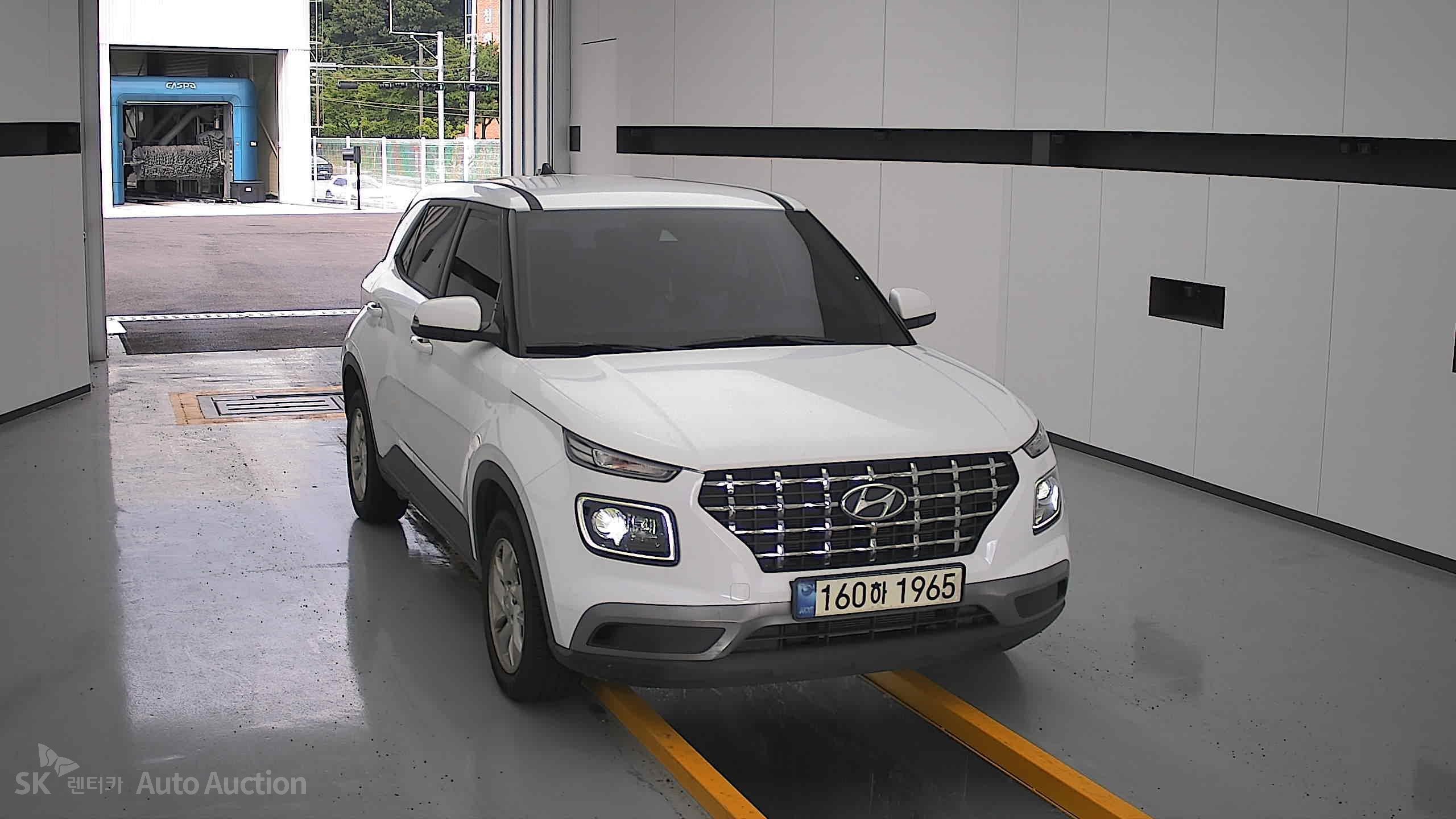 2021 - hyundai venue