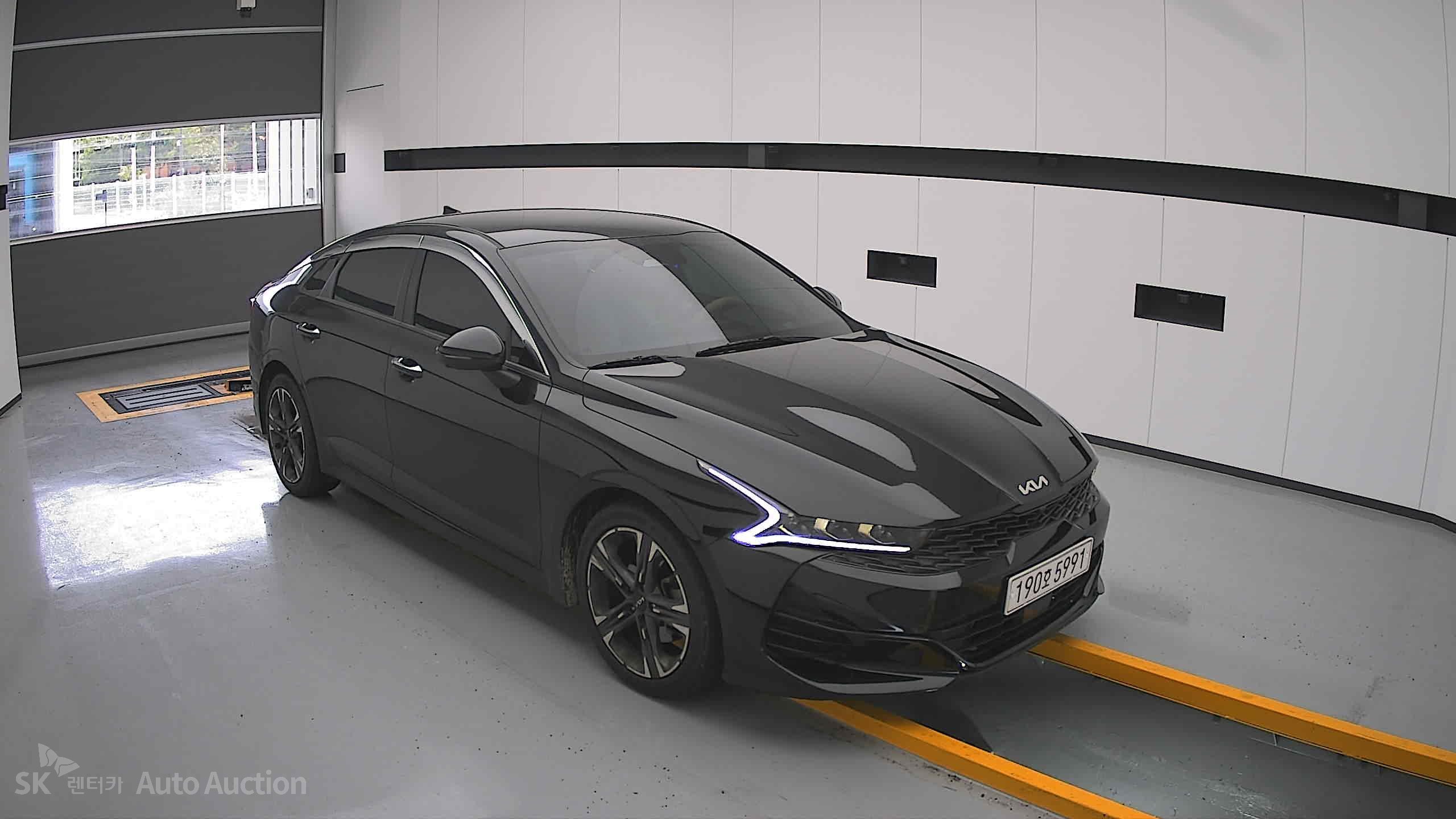 2022 - kia k5