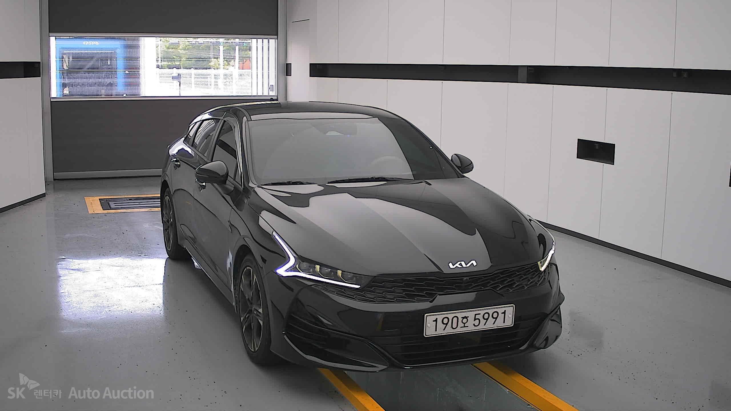 2022 - kia k5