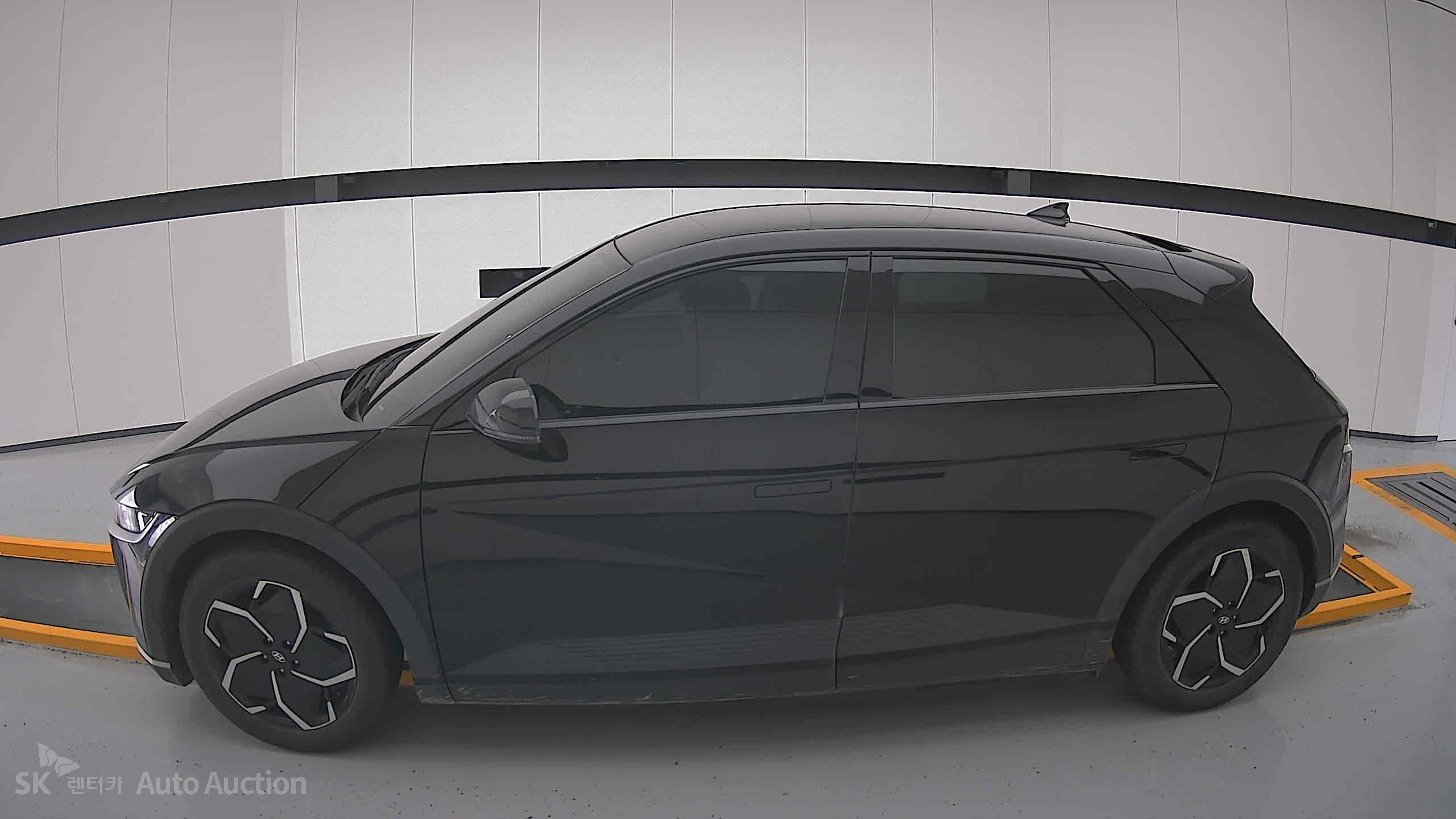 2022 - hyundai ioniq