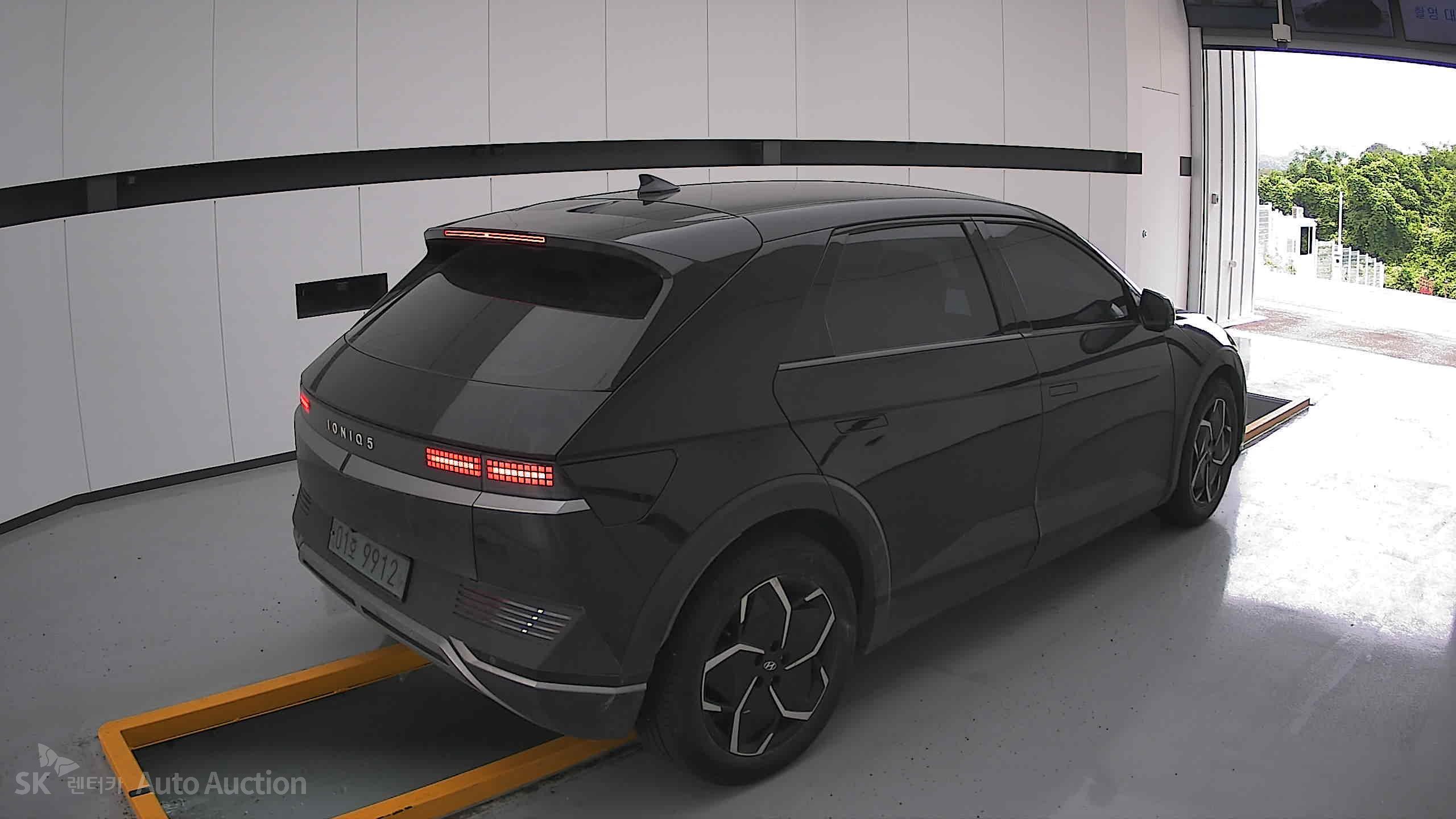 2022 - hyundai ioniq