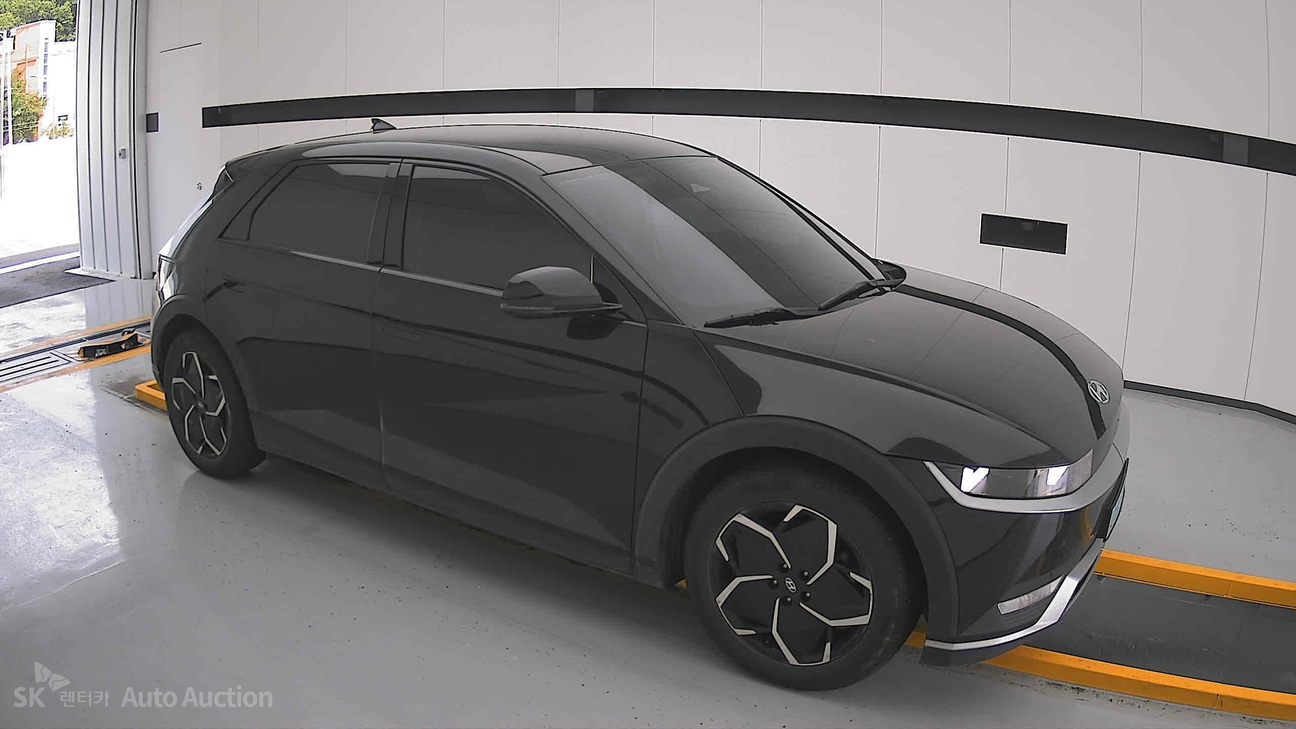 2022 - hyundai ioniq