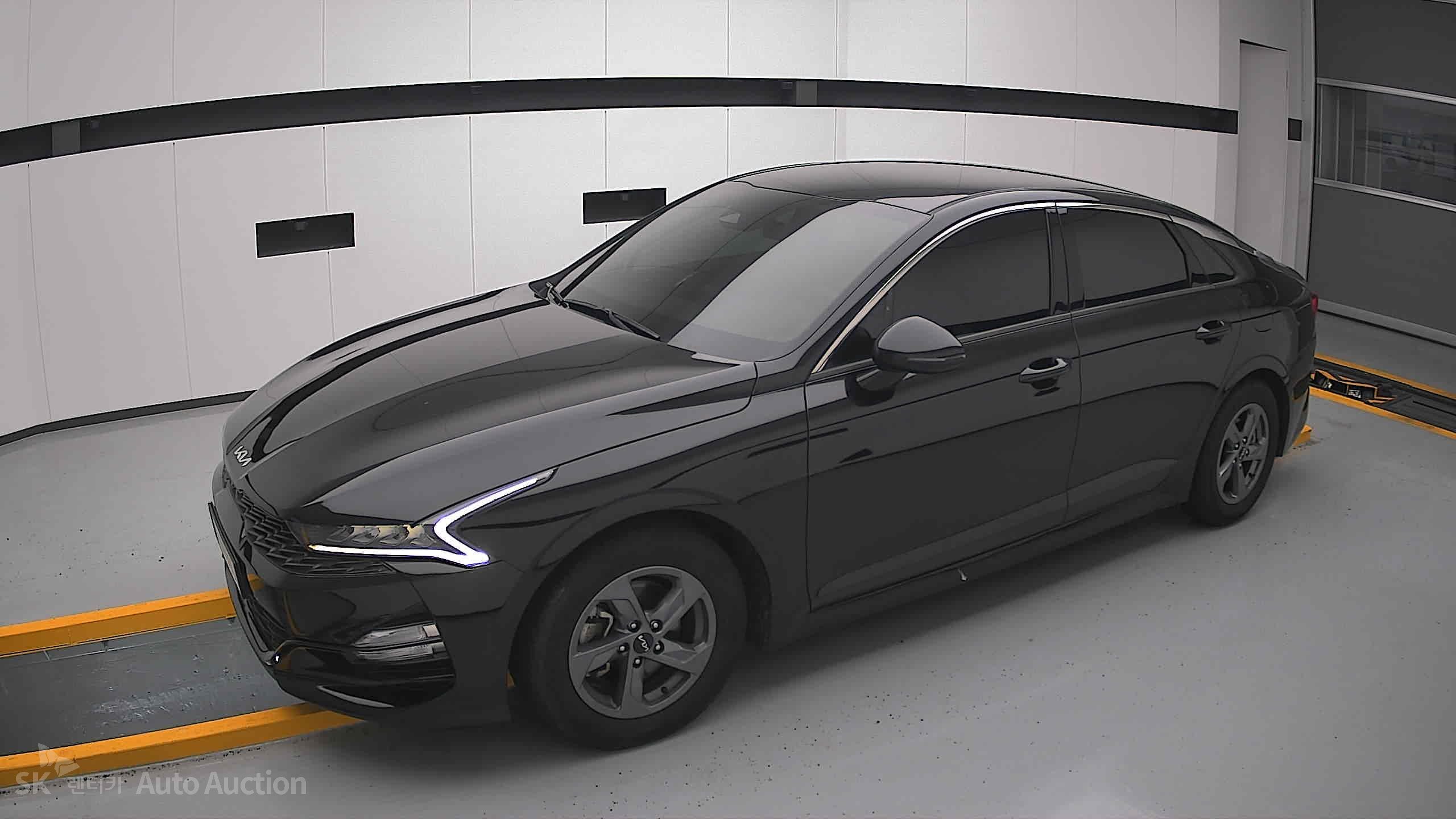 2023 - kia k5