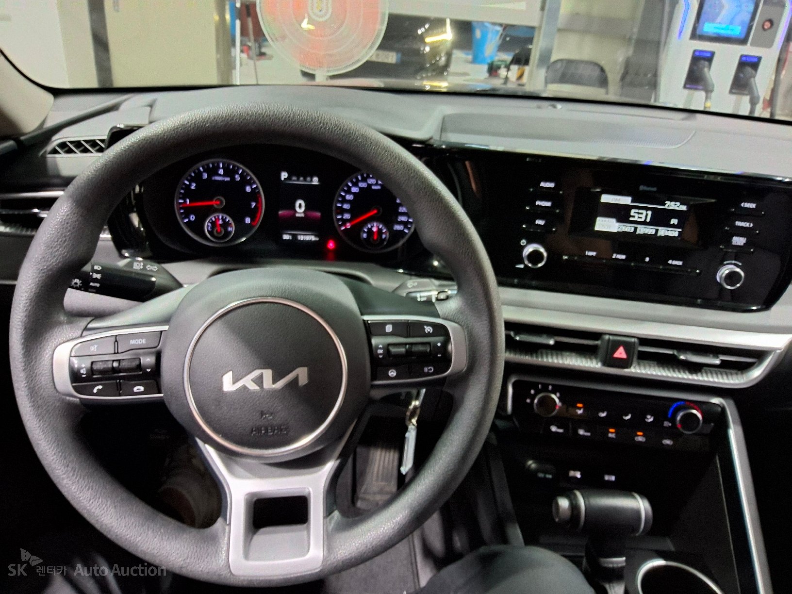 2023 - kia k5