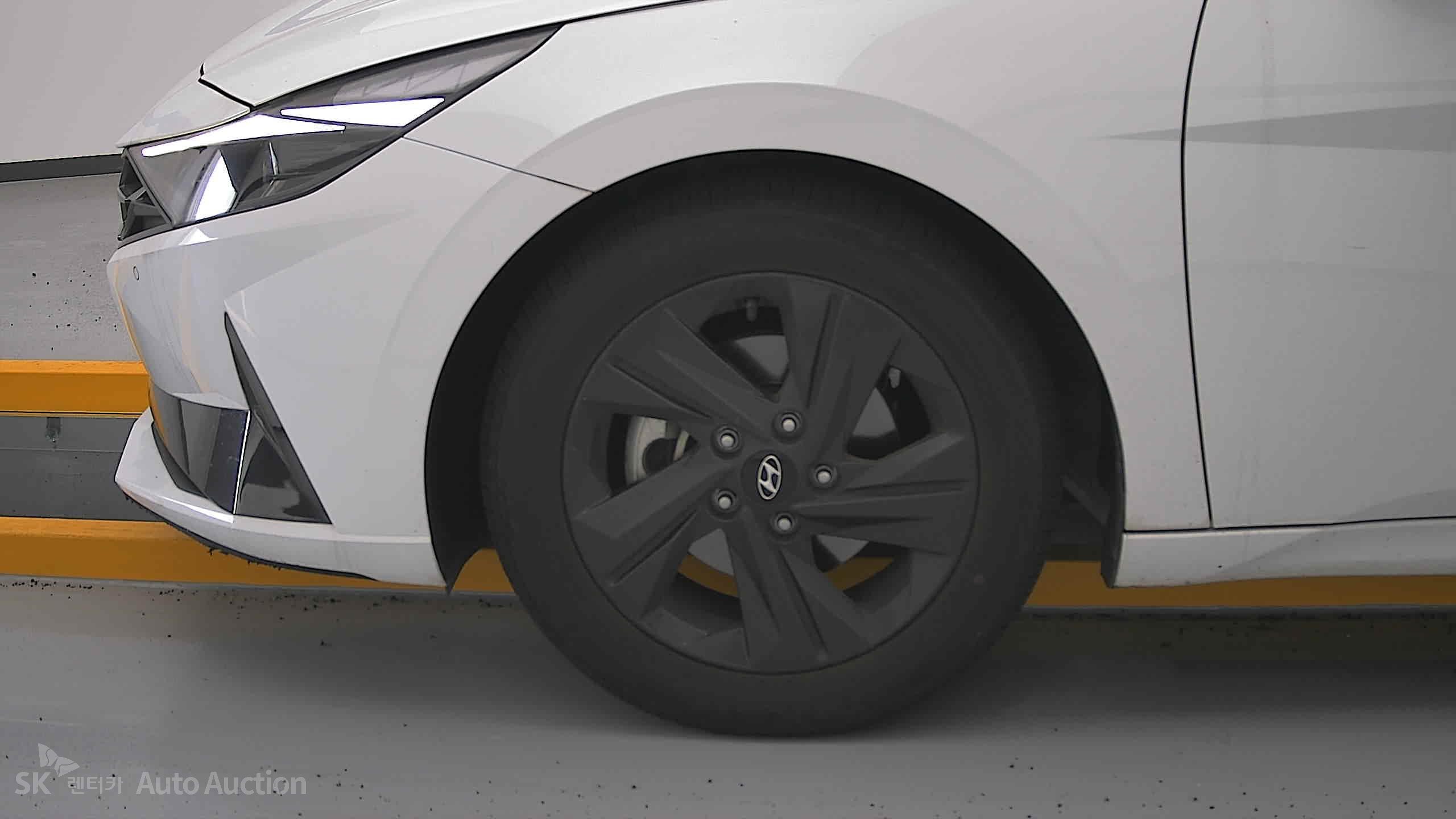 2023 - hyundai avante