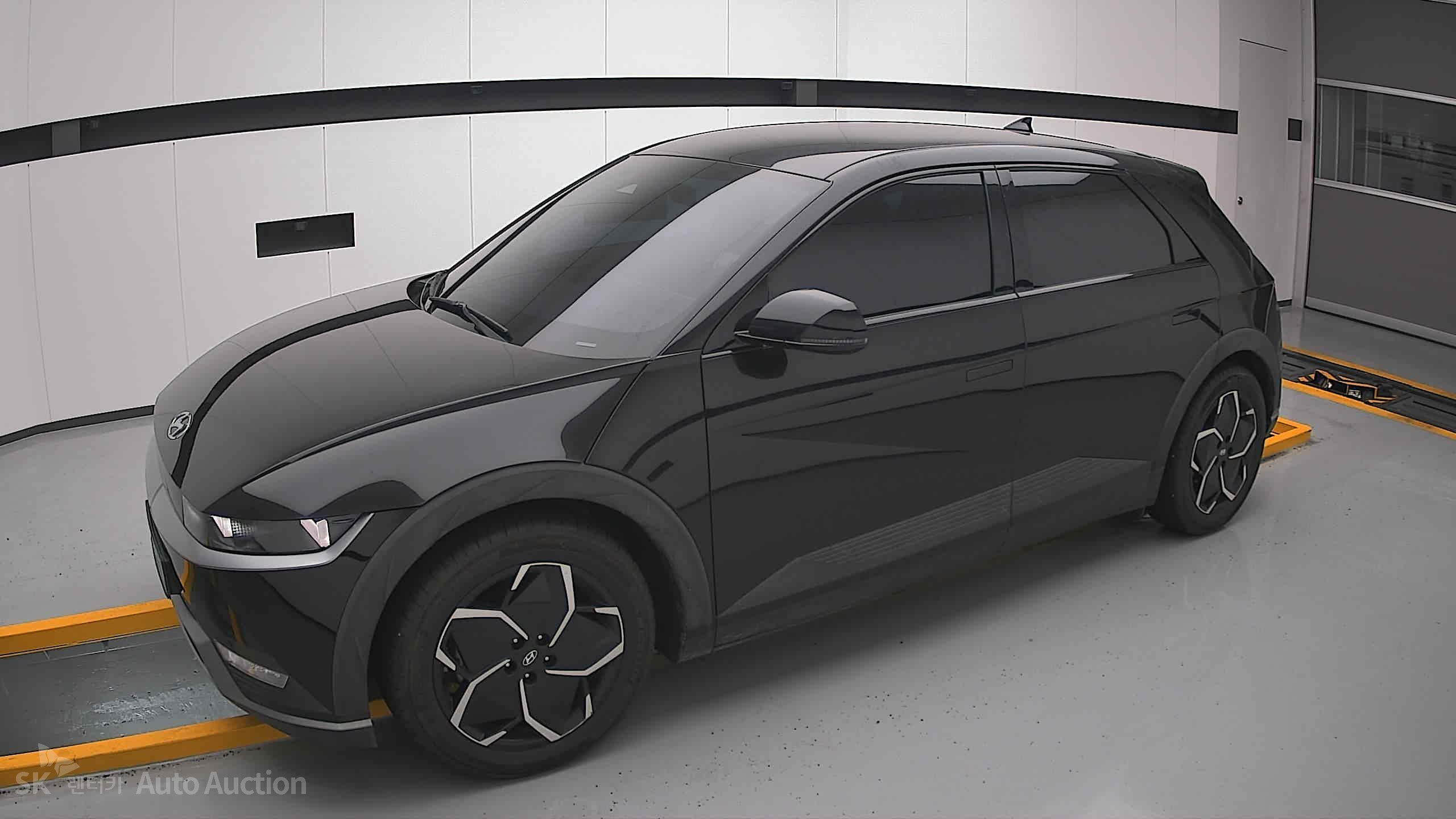 2022 - hyundai ioniq