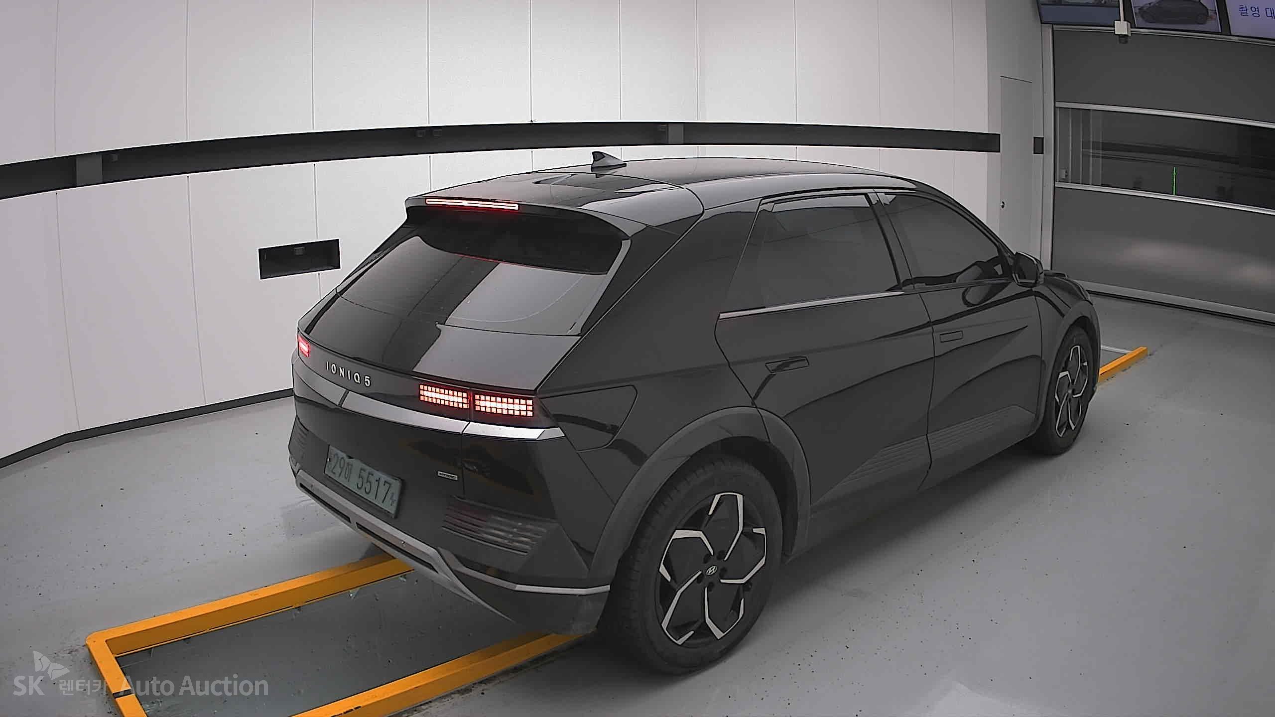 2022 - hyundai ioniq