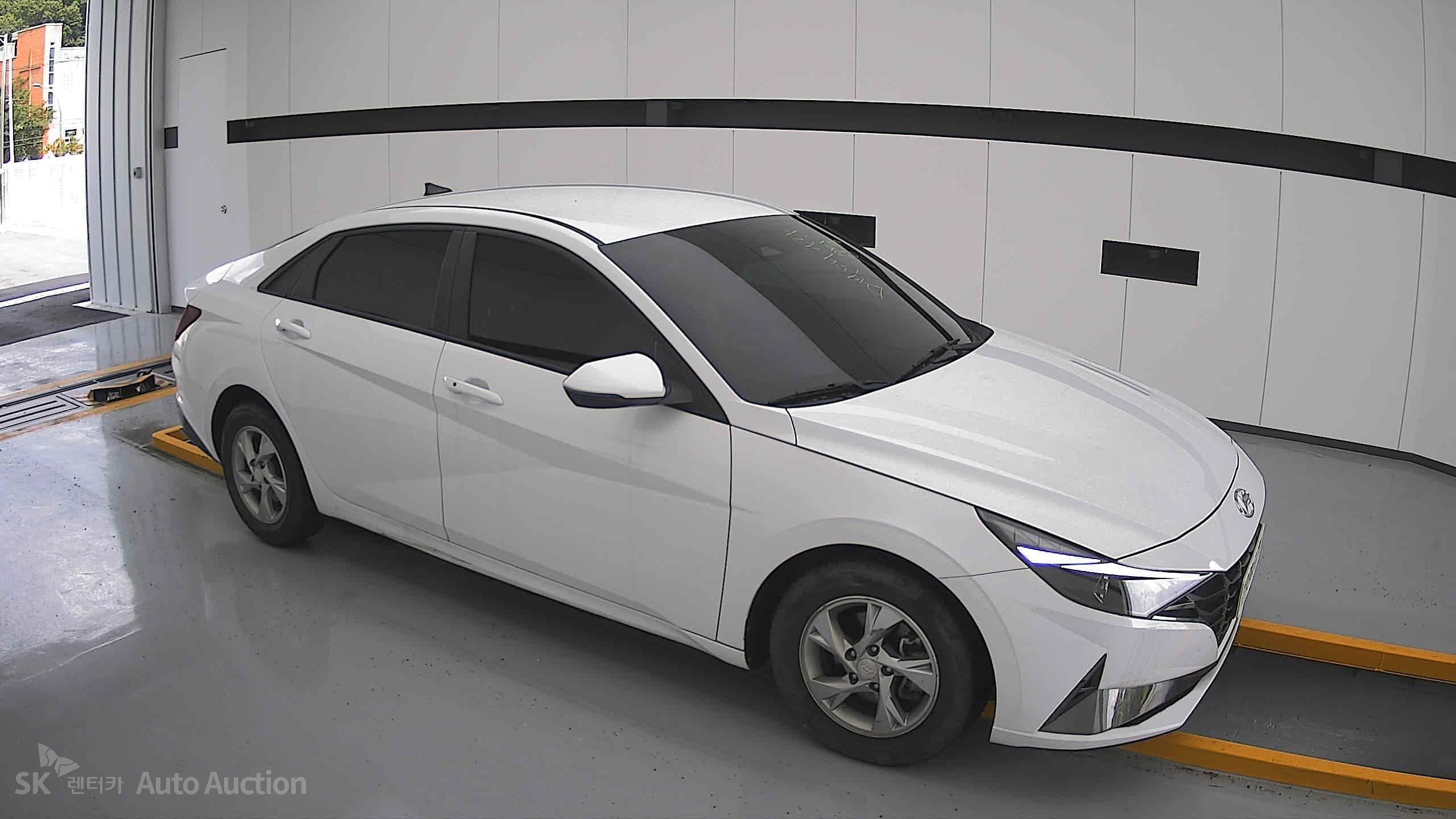 2022 - hyundai avante