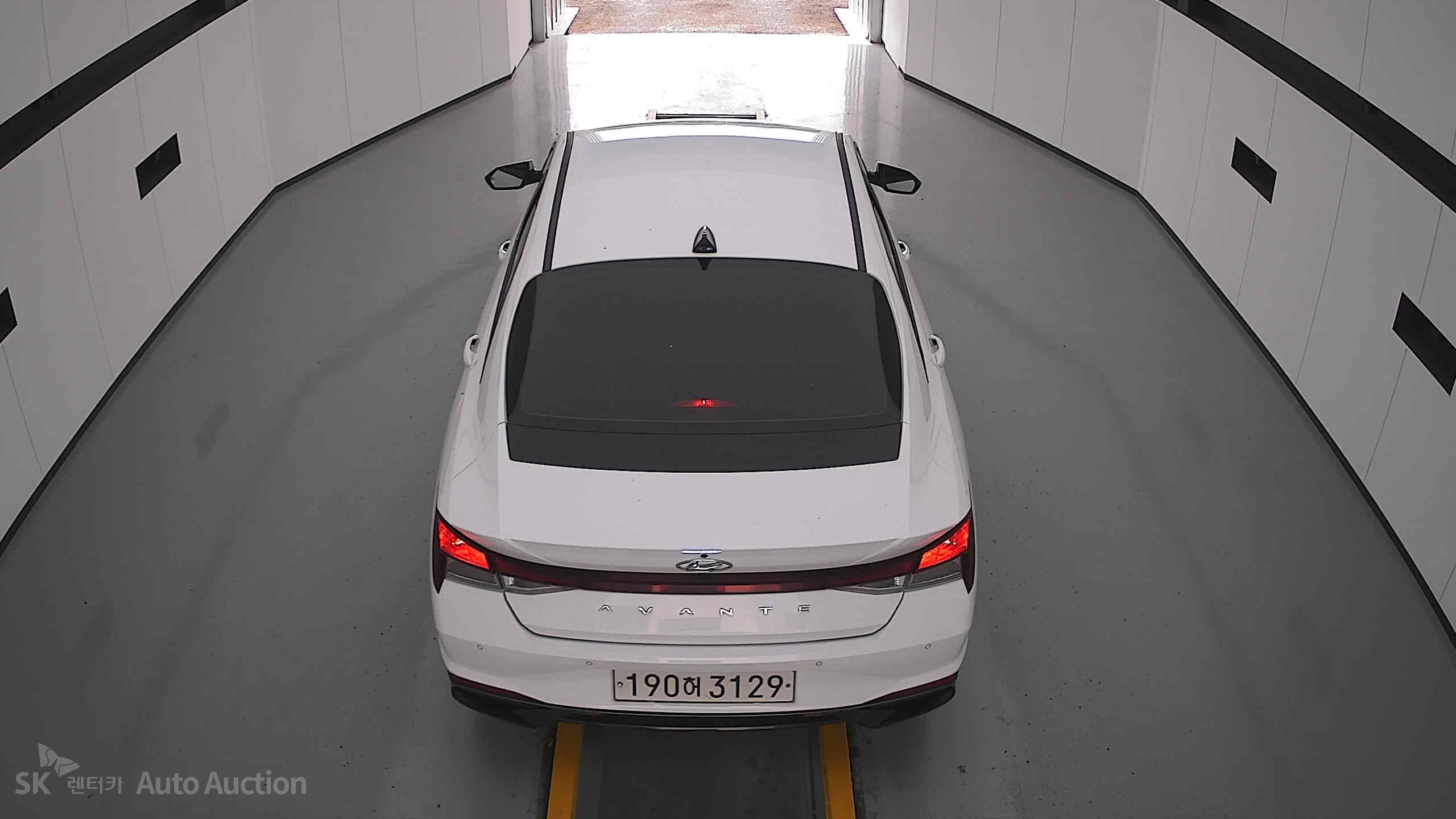 2022 - hyundai avante
