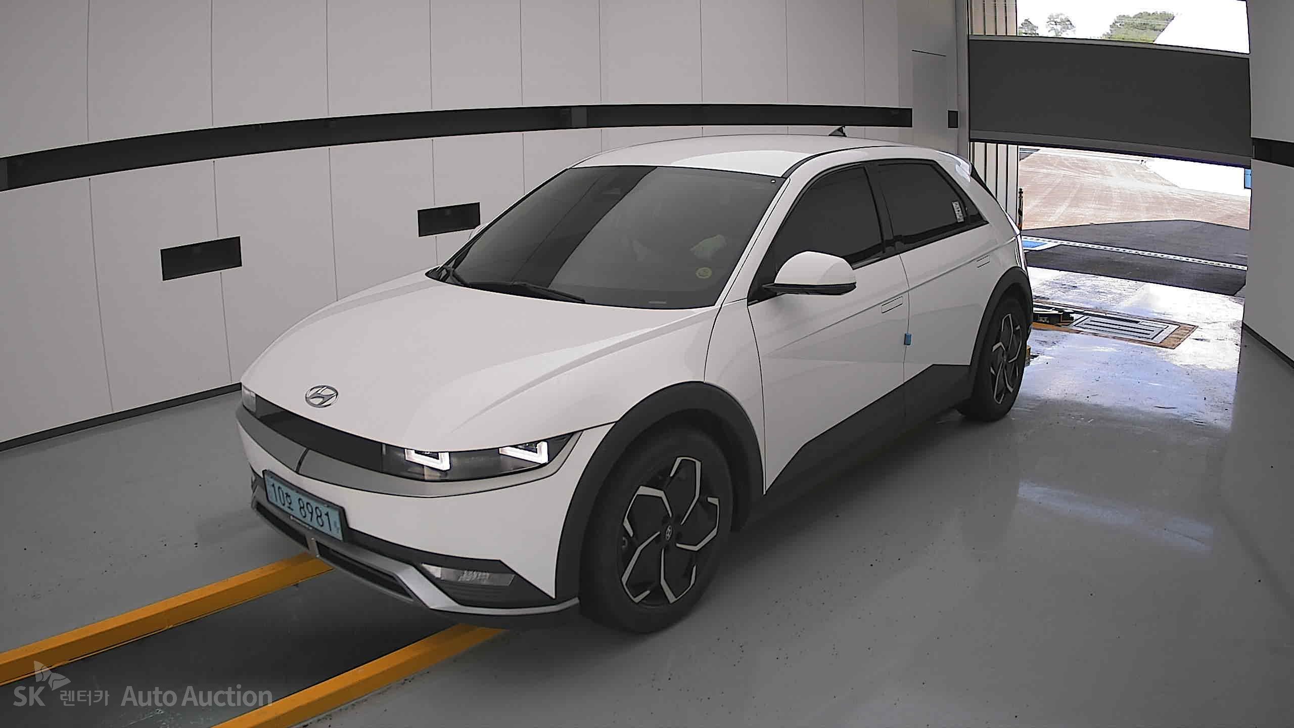 2022 - hyundai ioniq