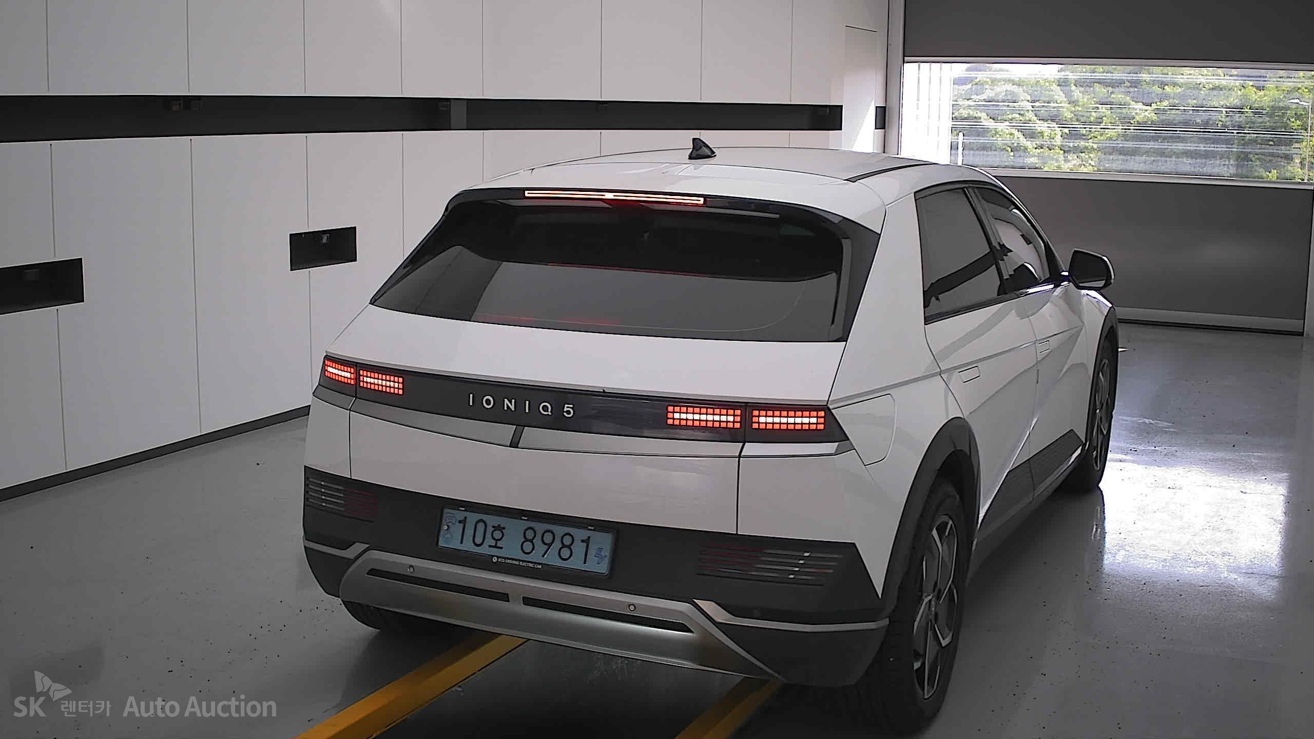 2022 - hyundai ioniq
