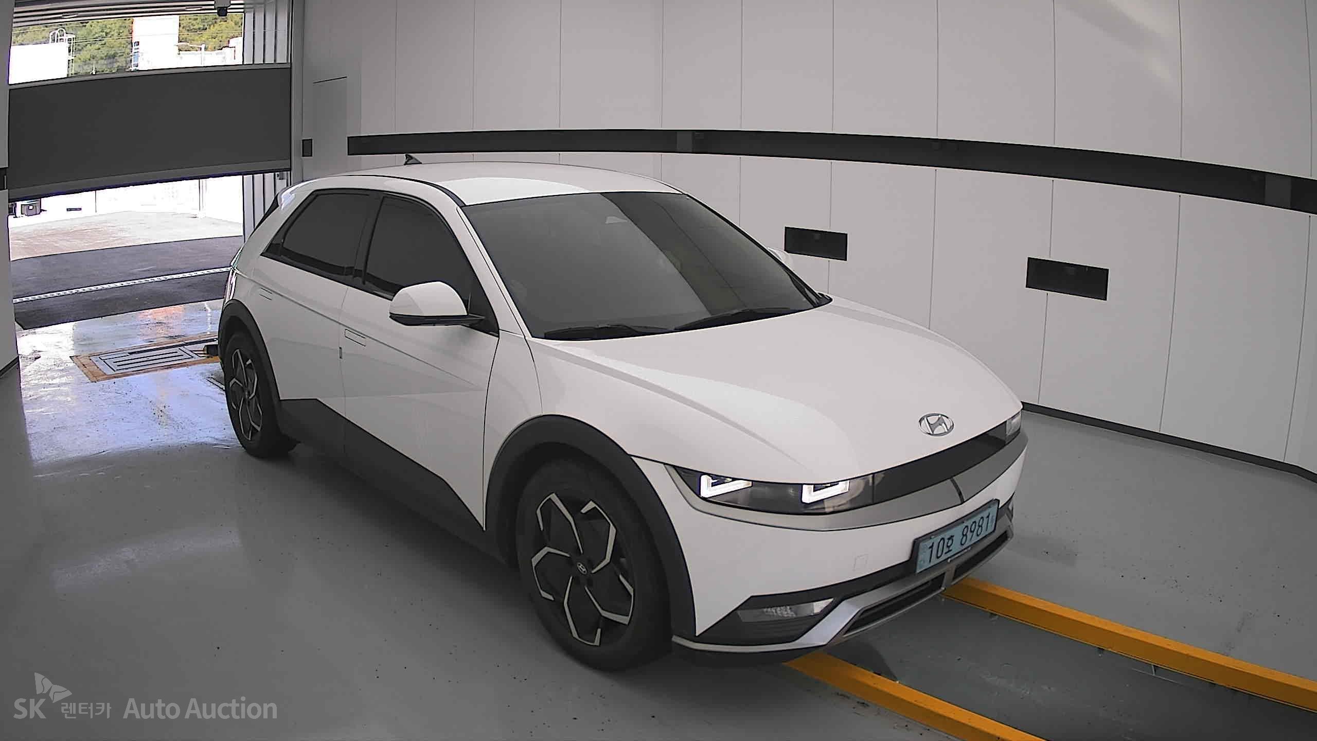 2022 - hyundai ioniq