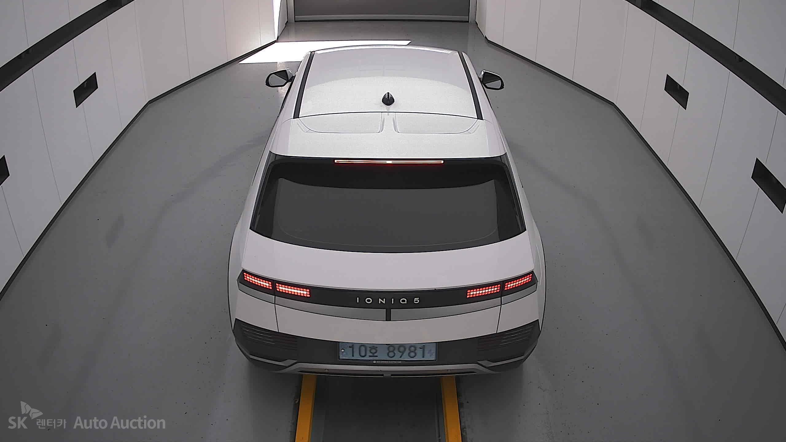 2022 - hyundai ioniq