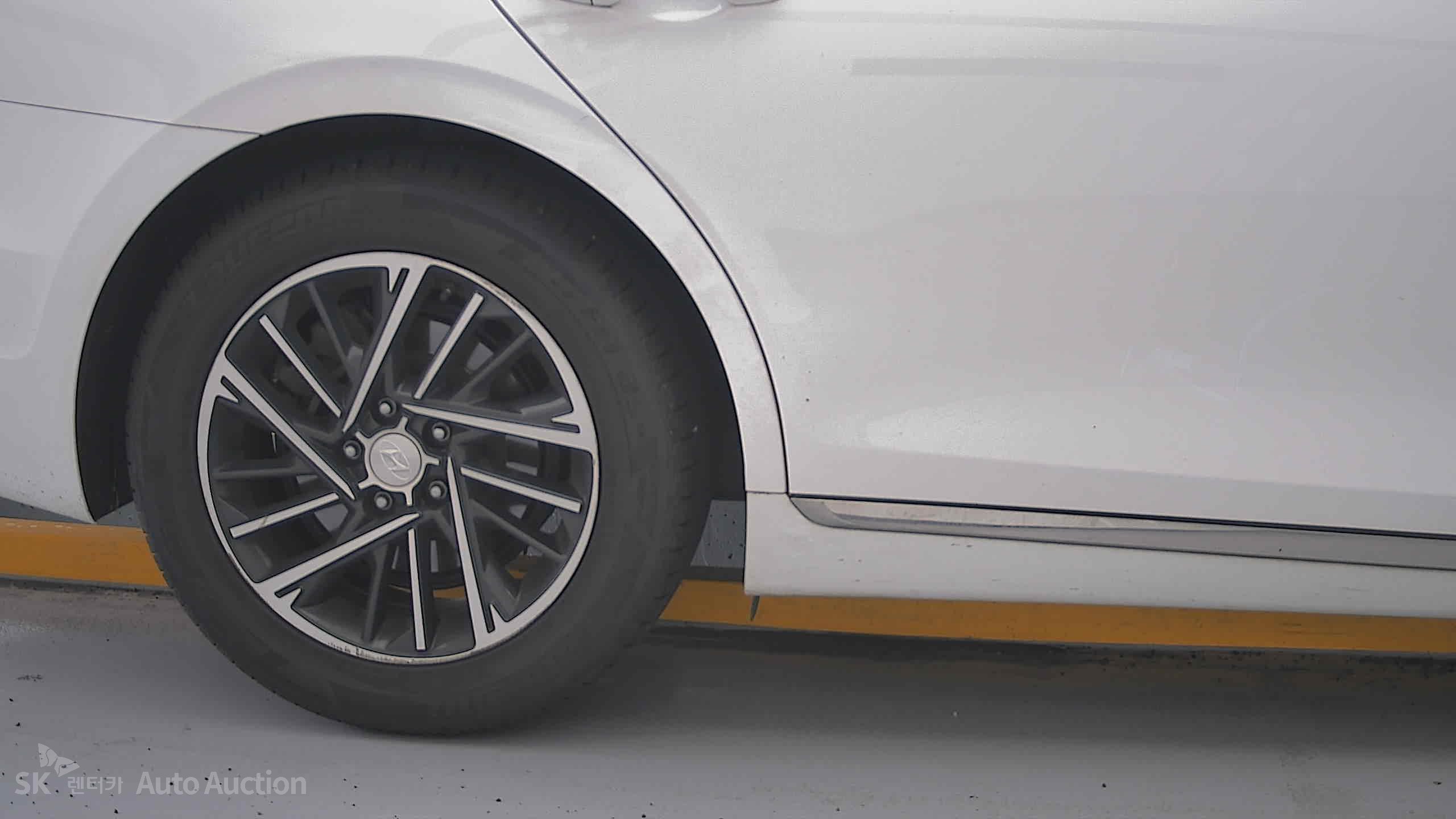 2023 - hyundai grandeur