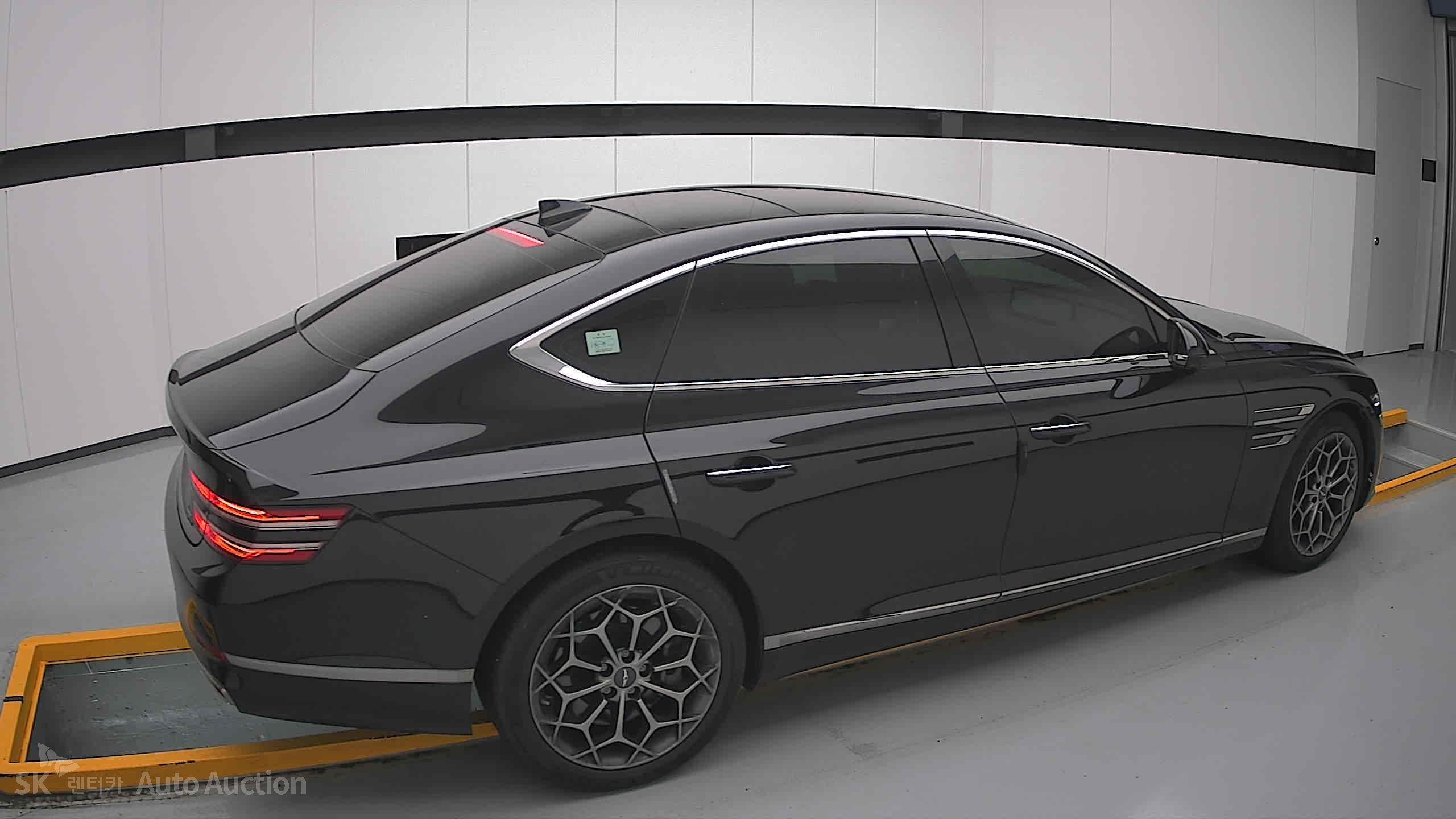 جينيسيس G80 2022 — صورة 18