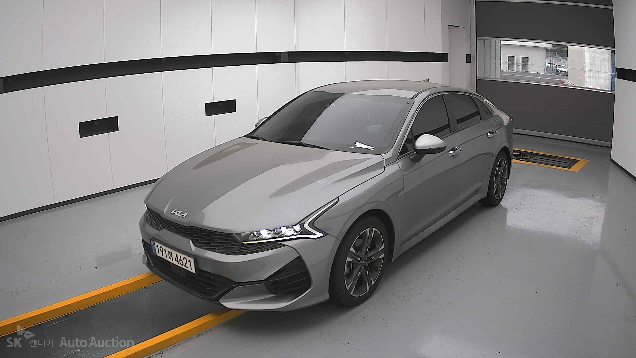 2022 - kia k5
