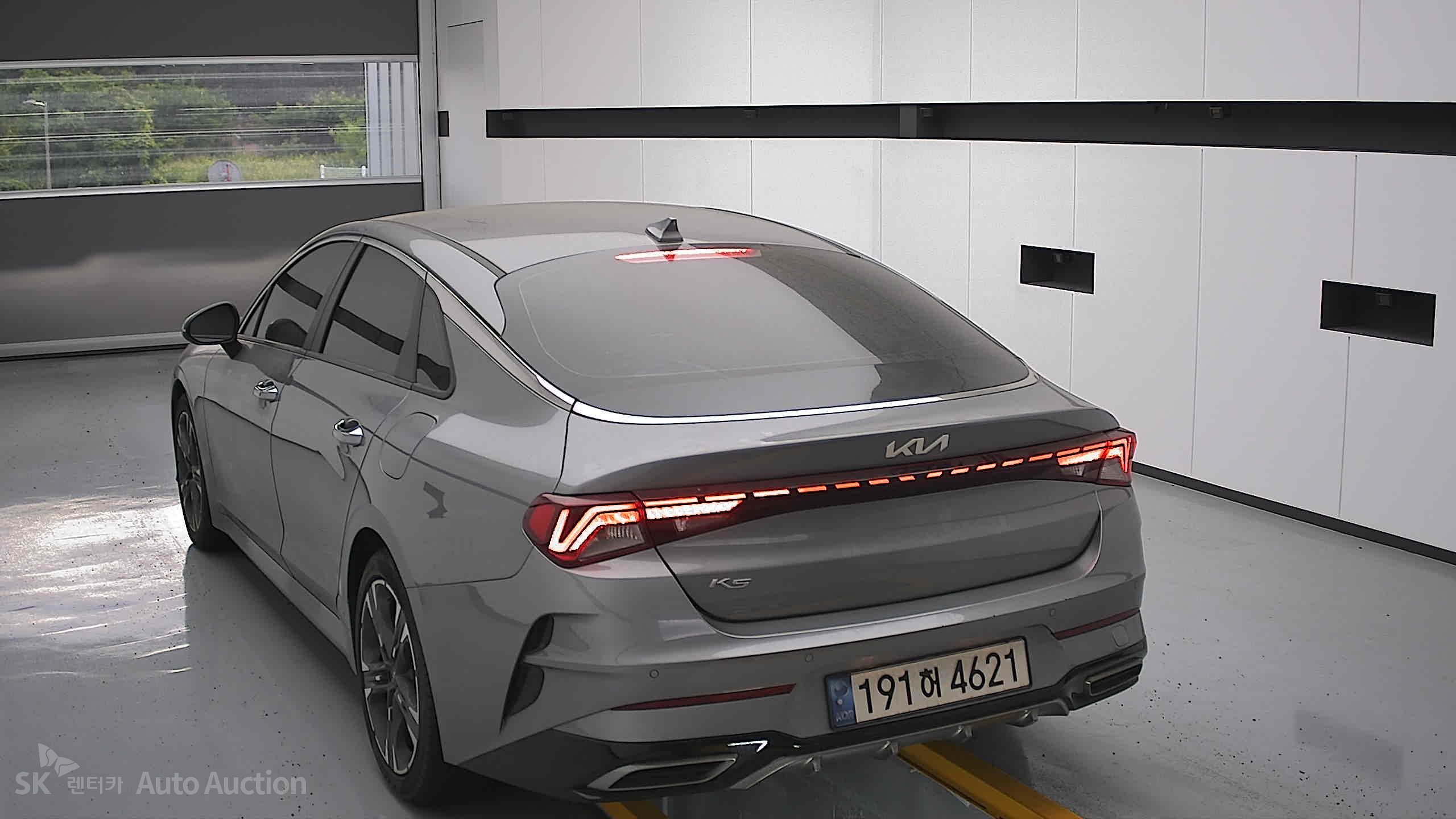 2022 - kia k5