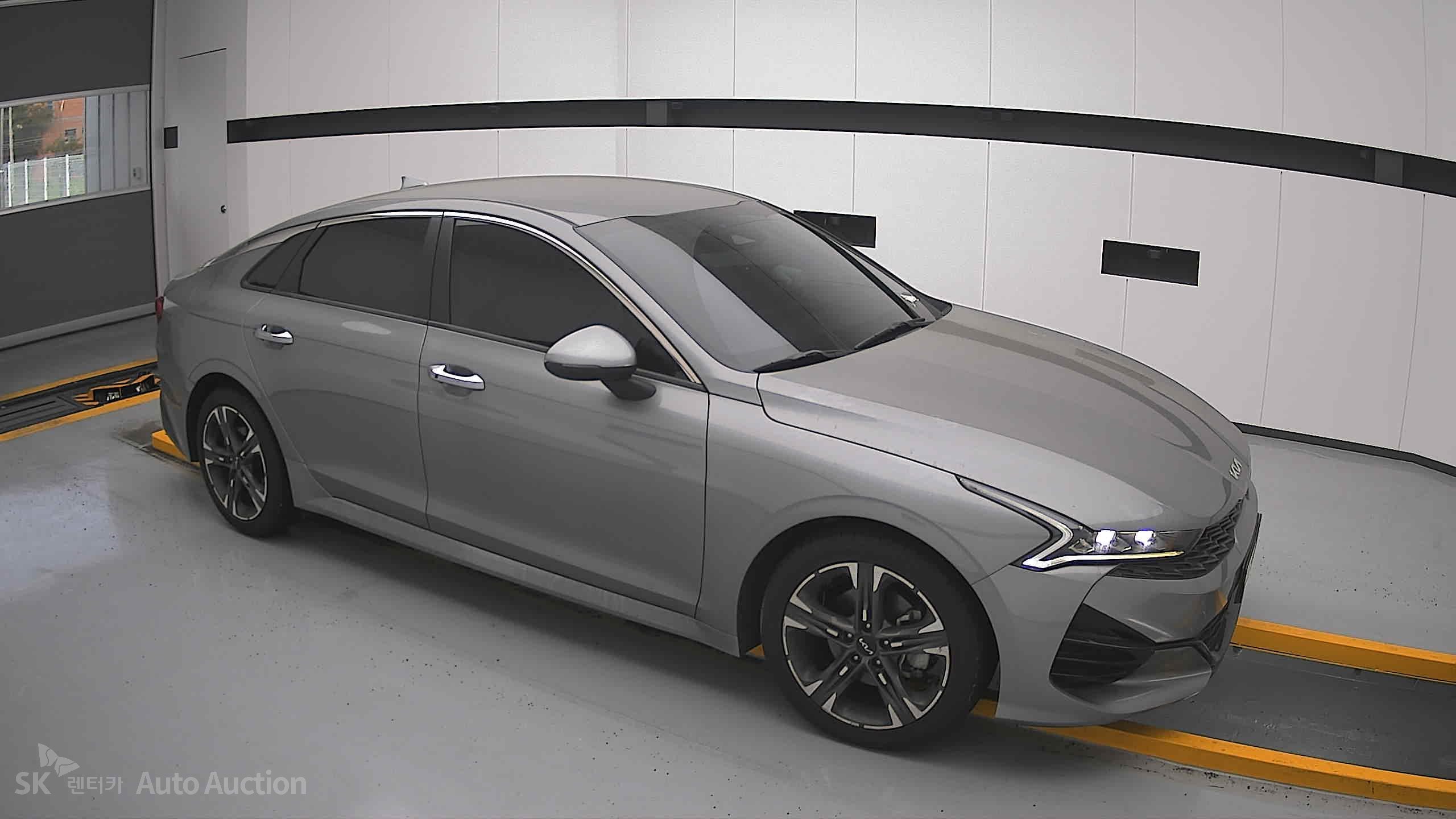 2022 - kia k5