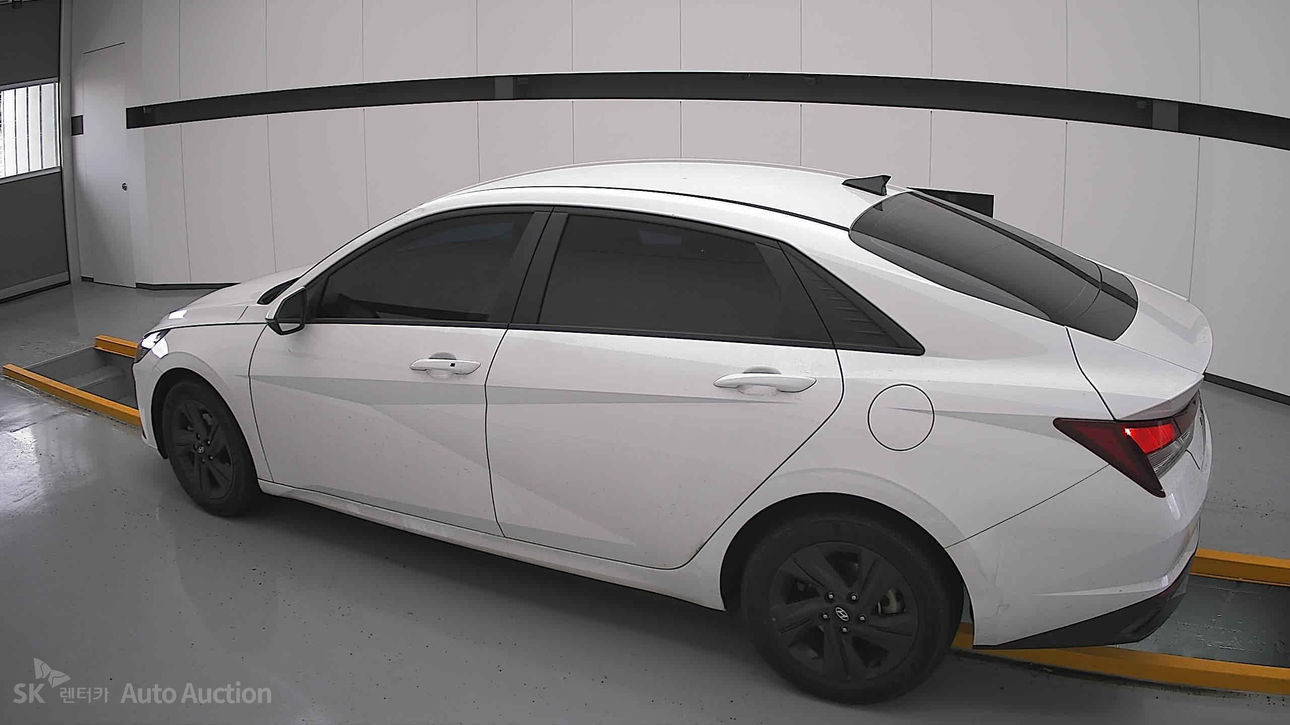 2023 - hyundai avante