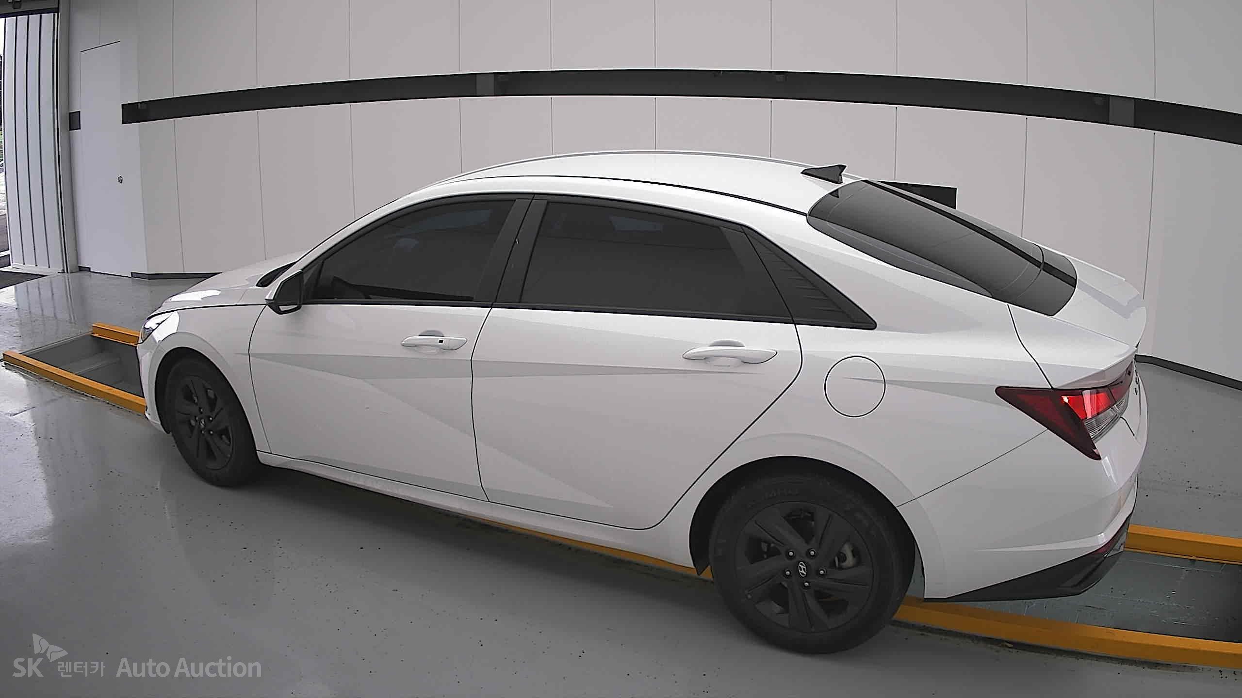 2023 - hyundai avante