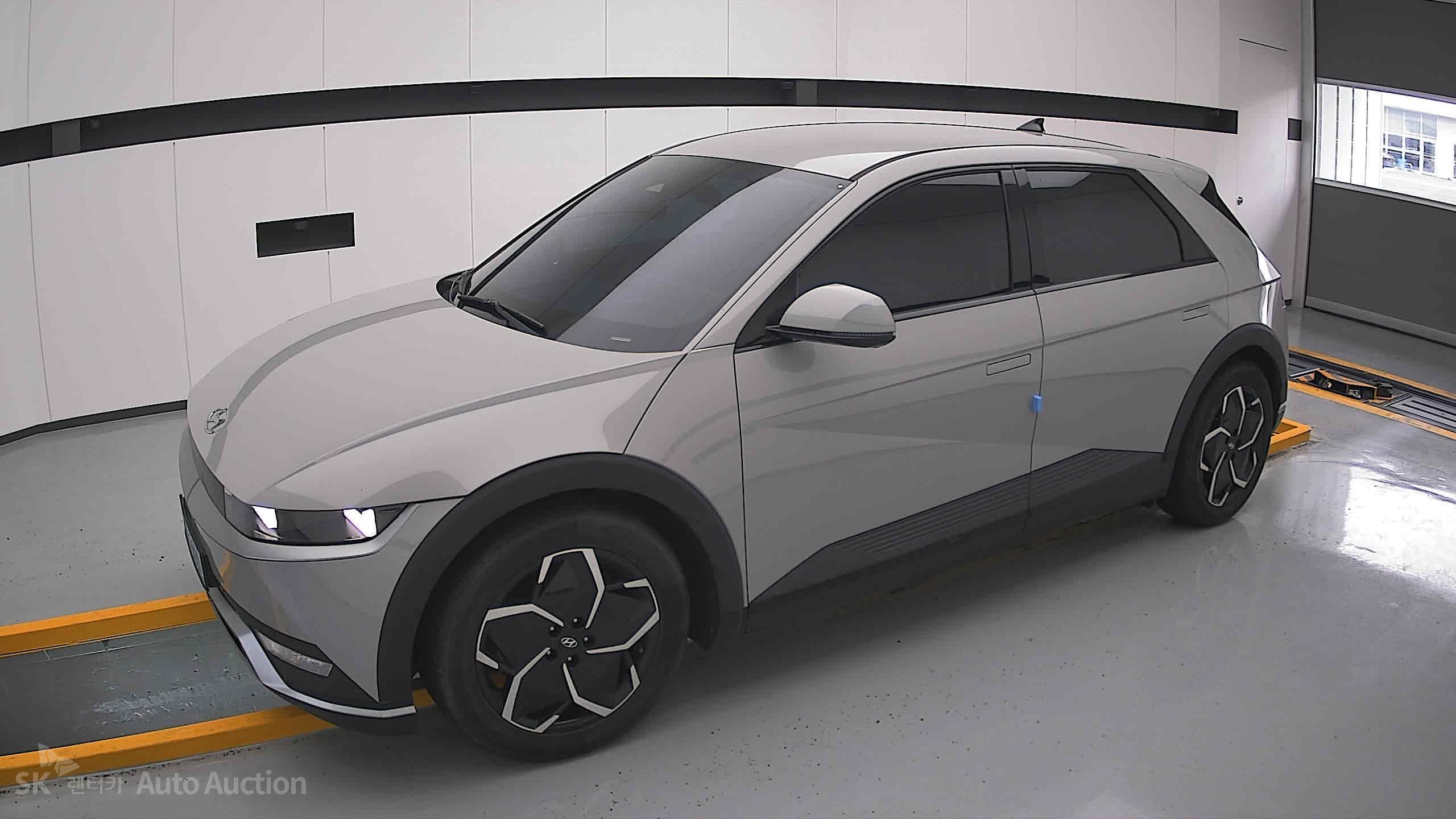 2022 - hyundai ioniq