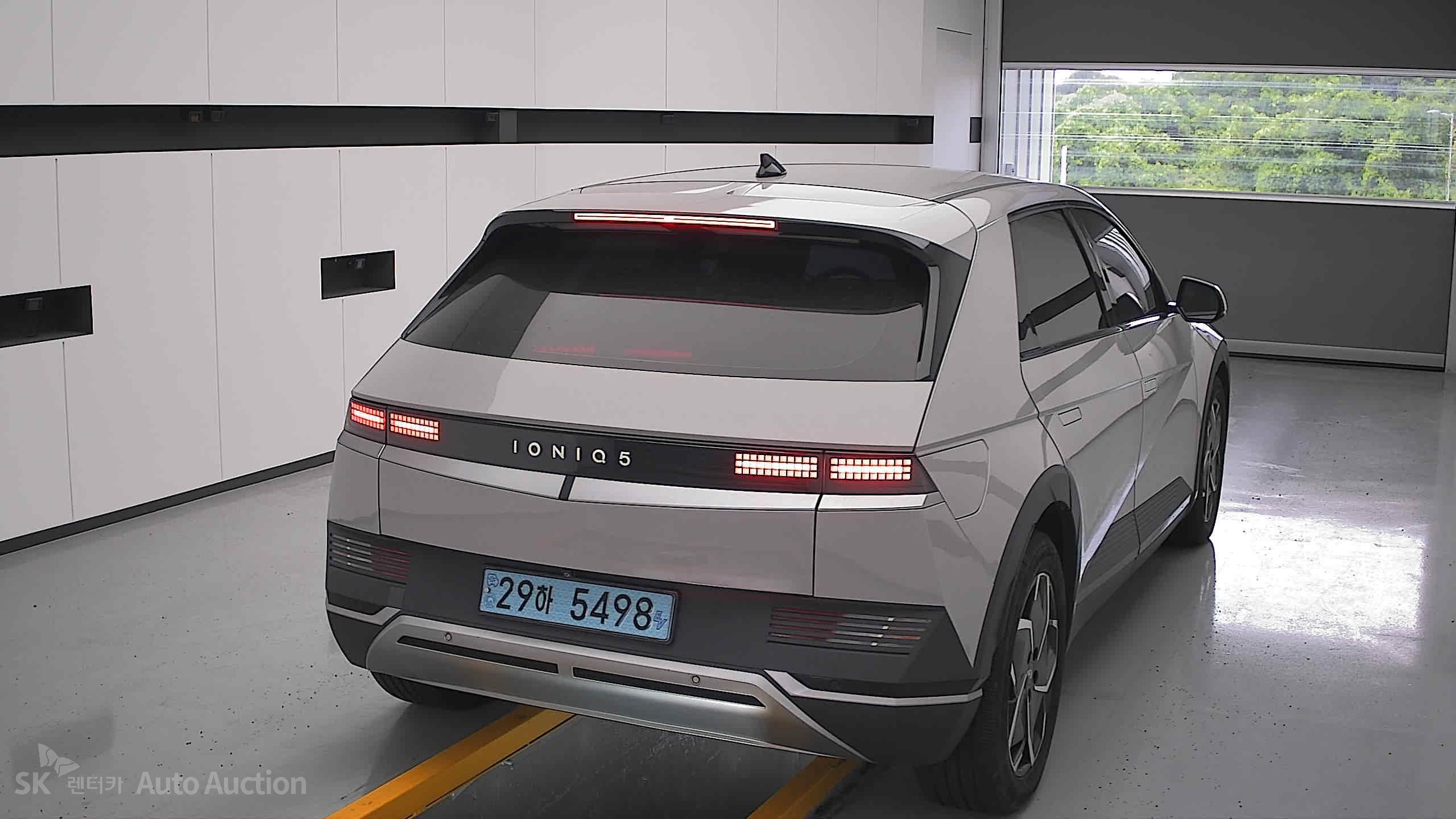 2022 - hyundai ioniq