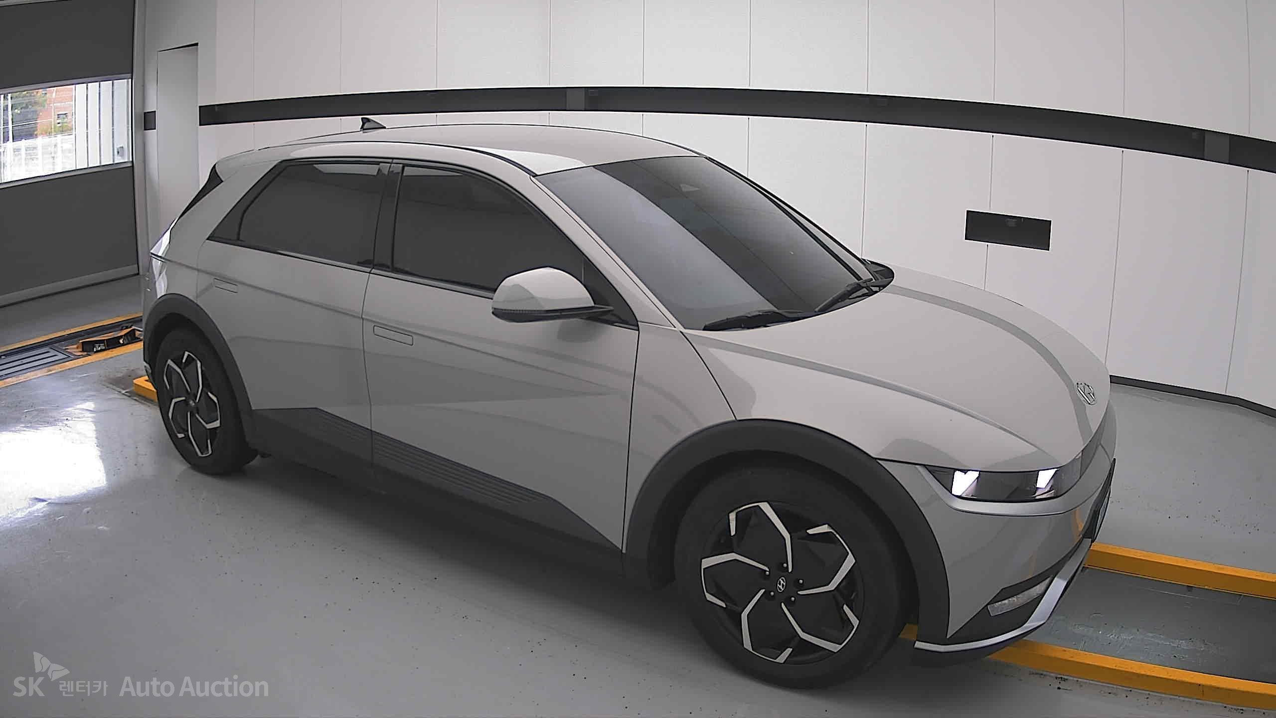 2022 - hyundai ioniq