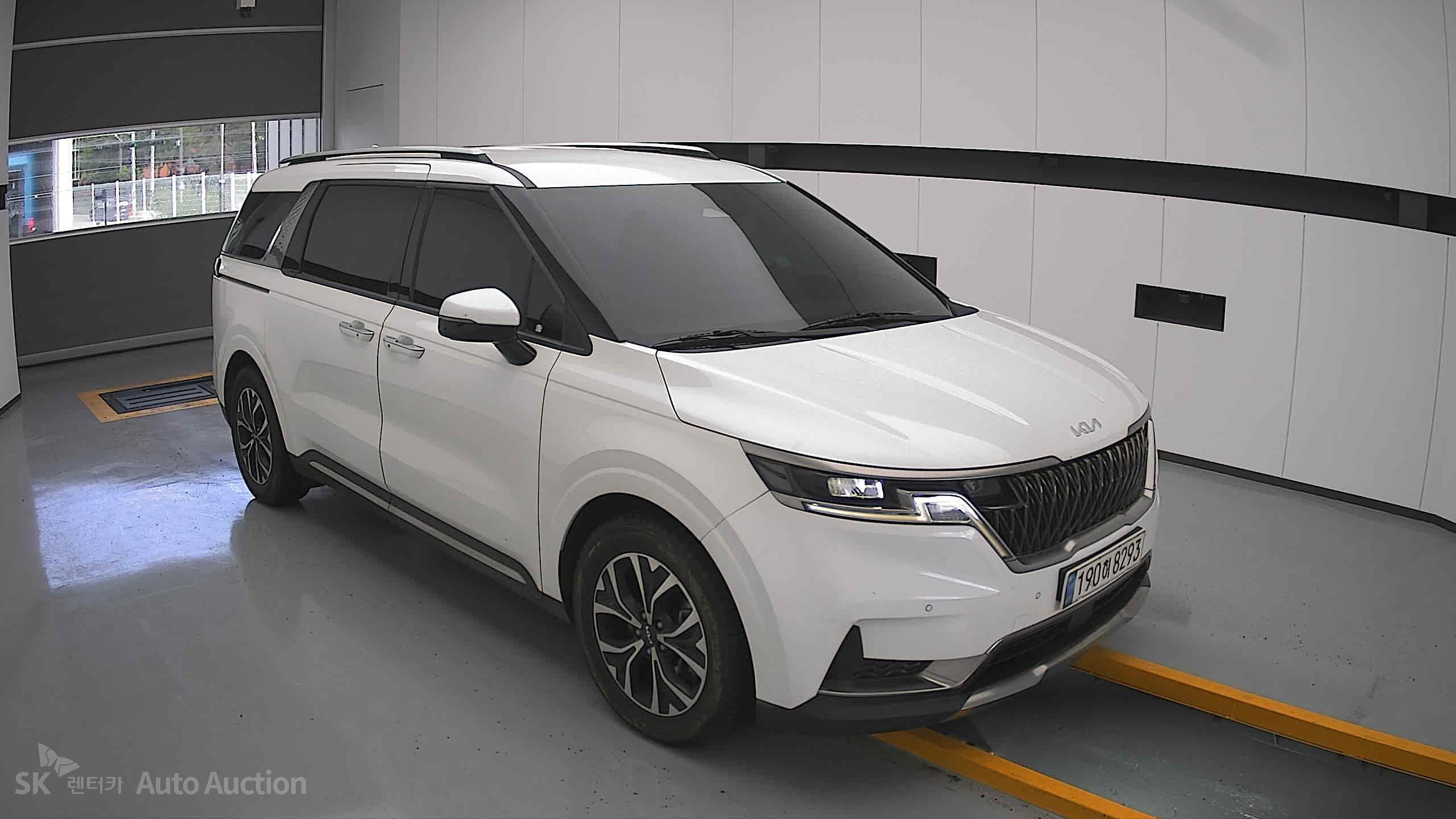 2022 - kia carnival