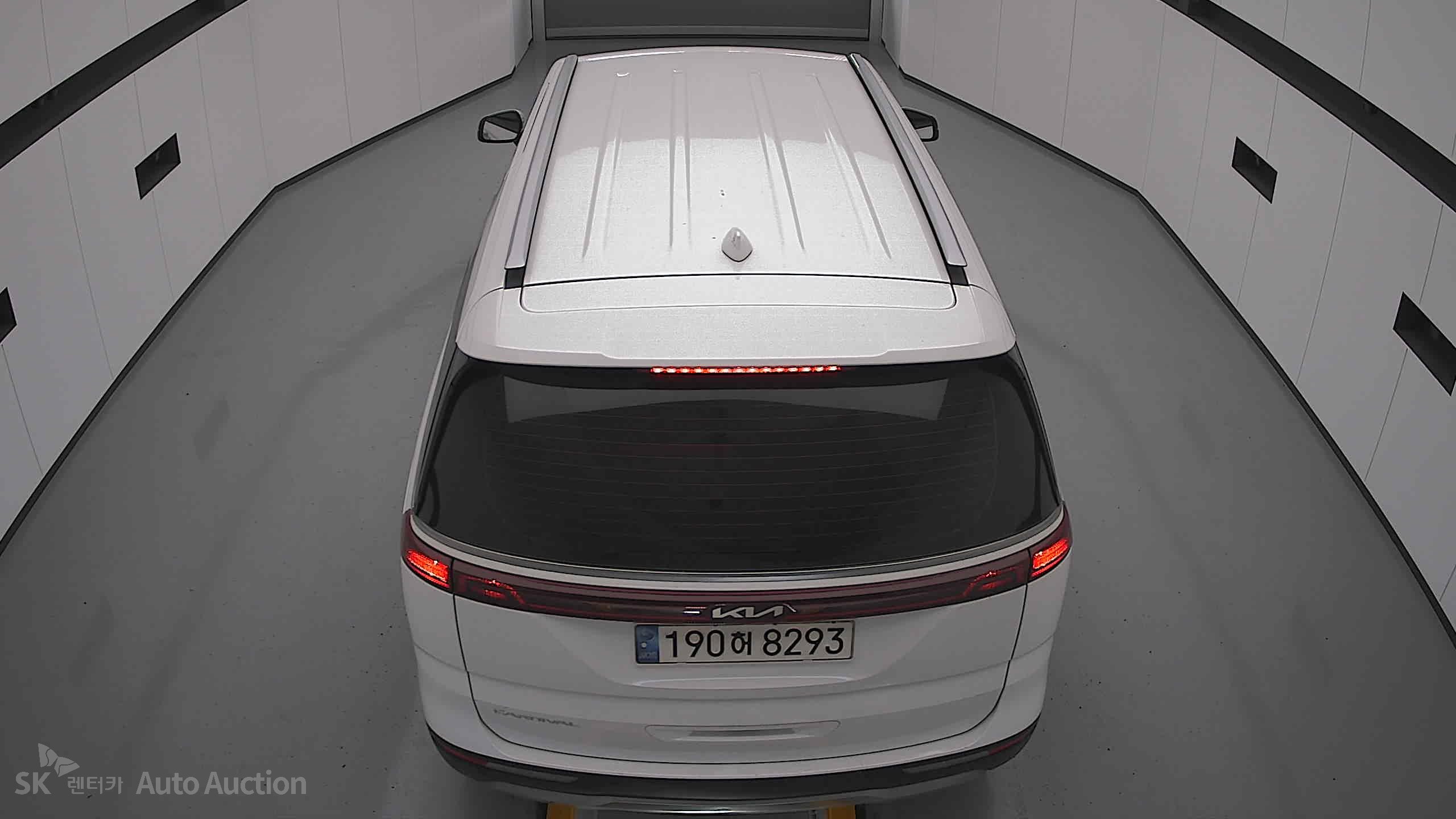 2022 - kia carnival