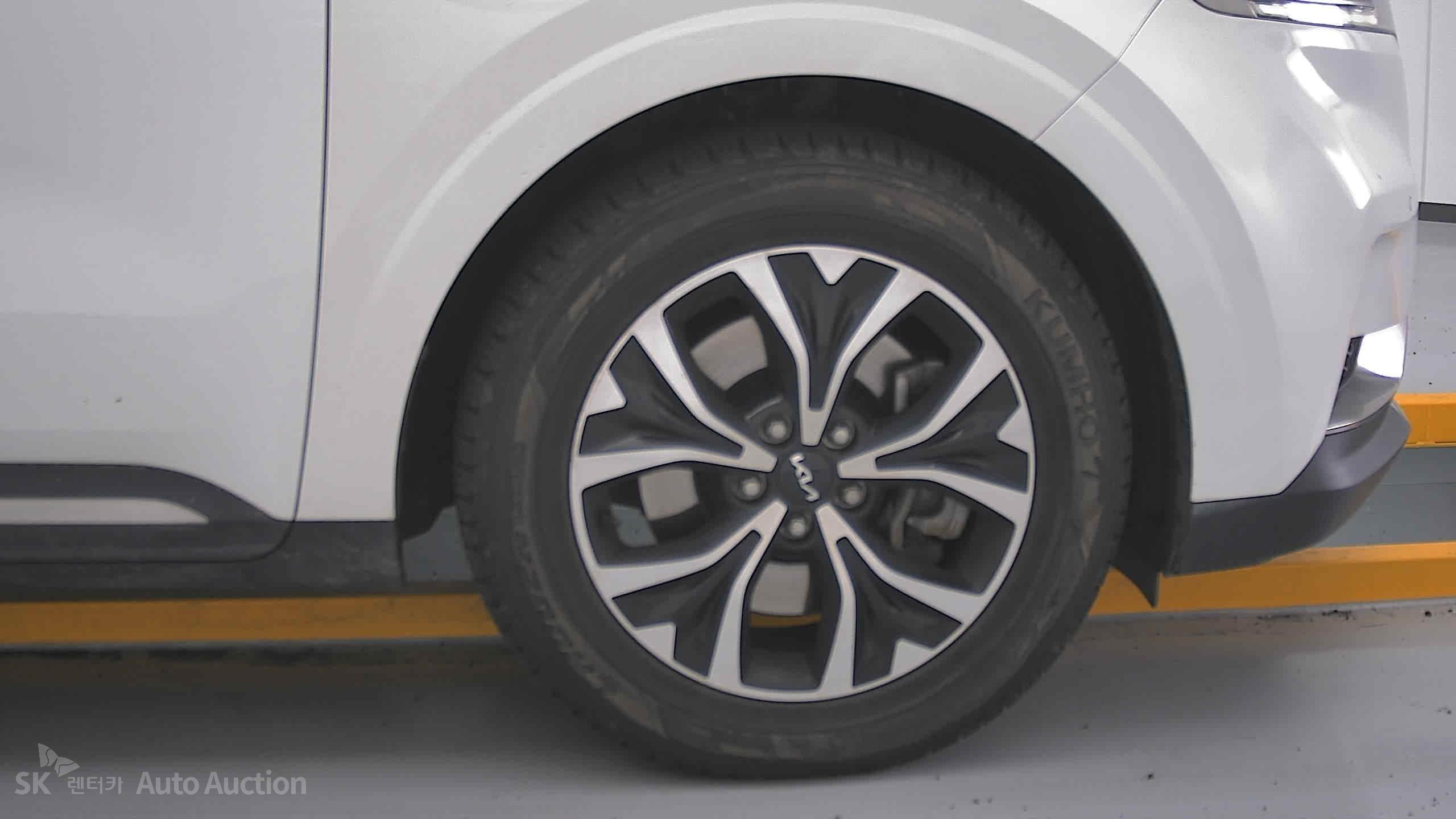 2022 - kia carnival