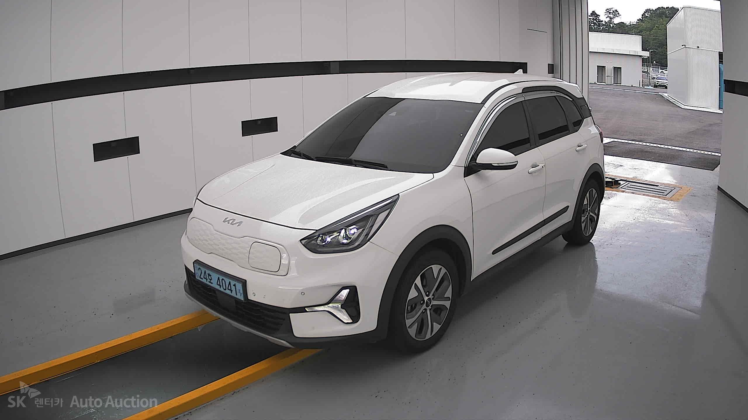 2023 - kia niro