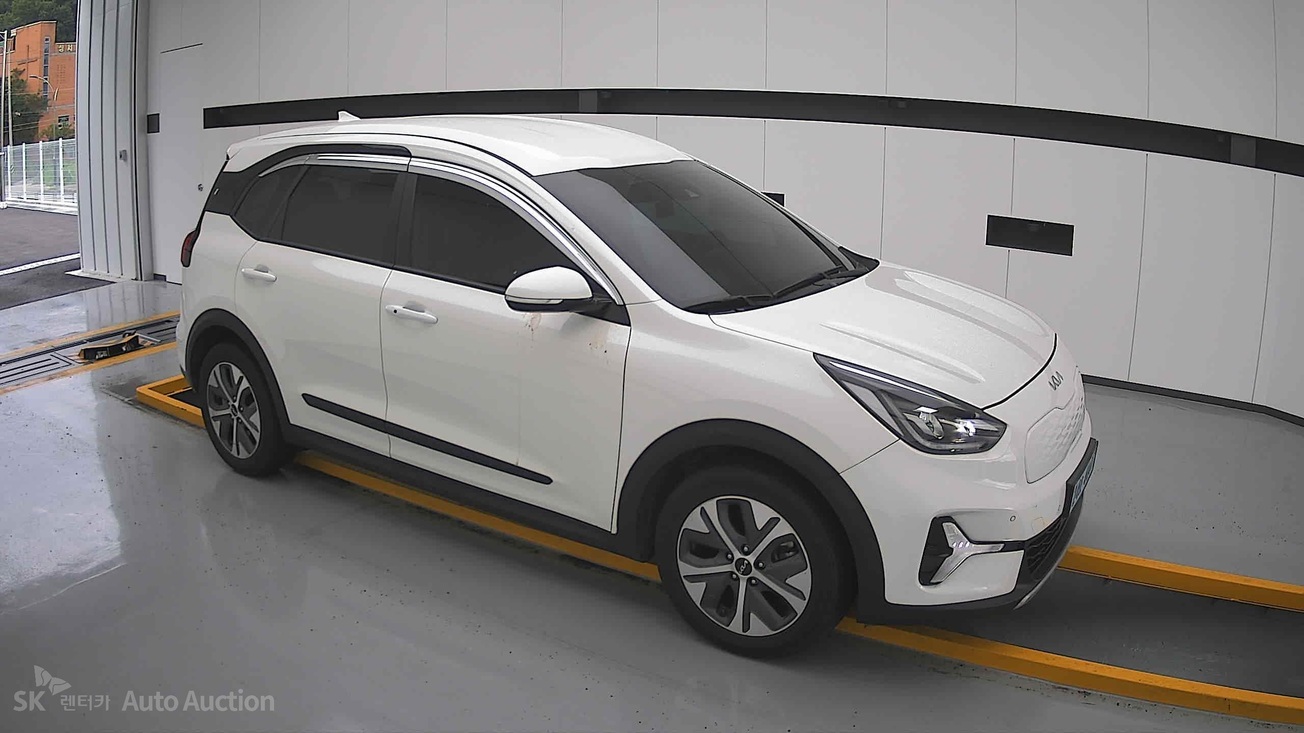 2023 - kia niro