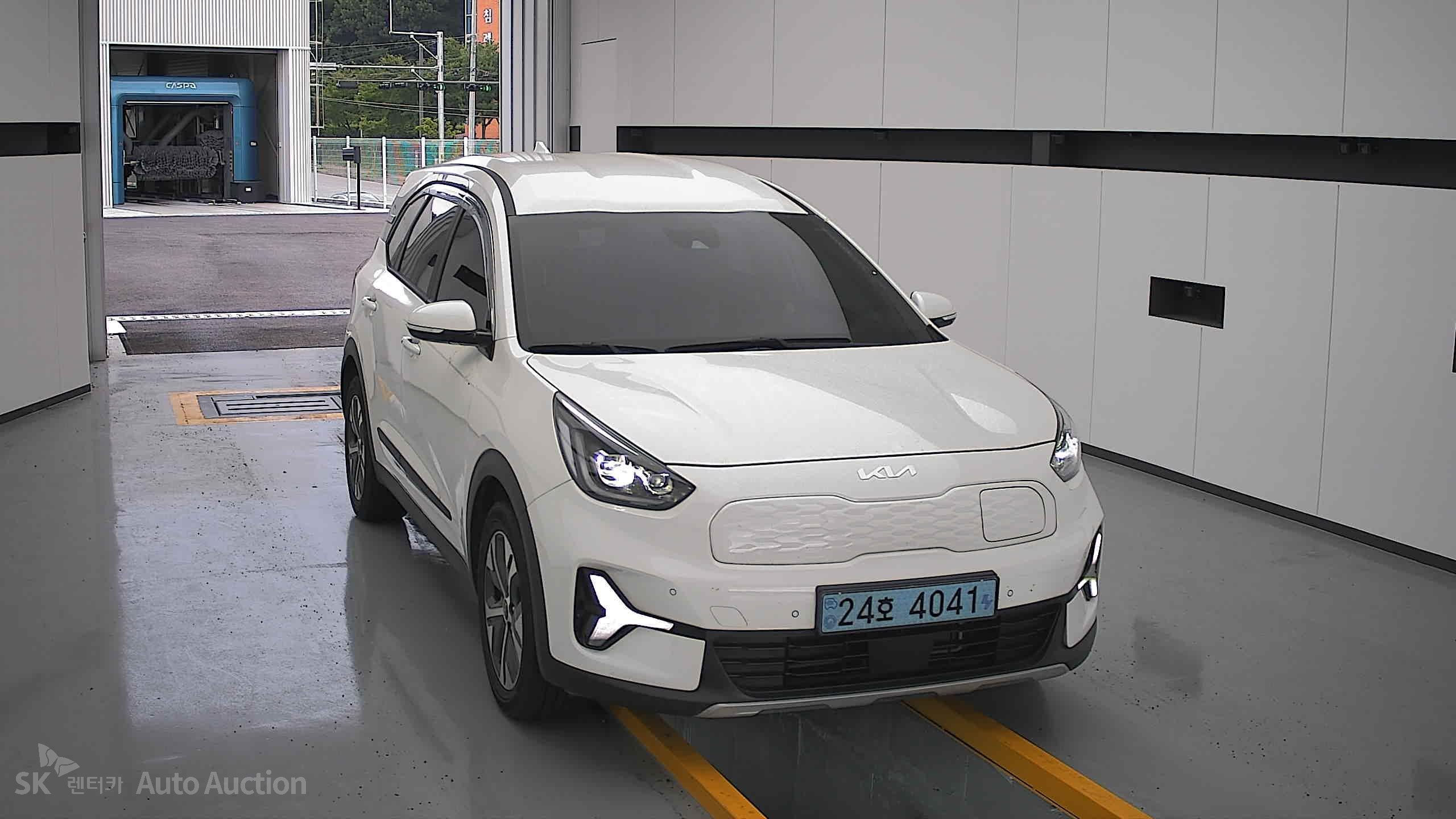 2023 - kia niro