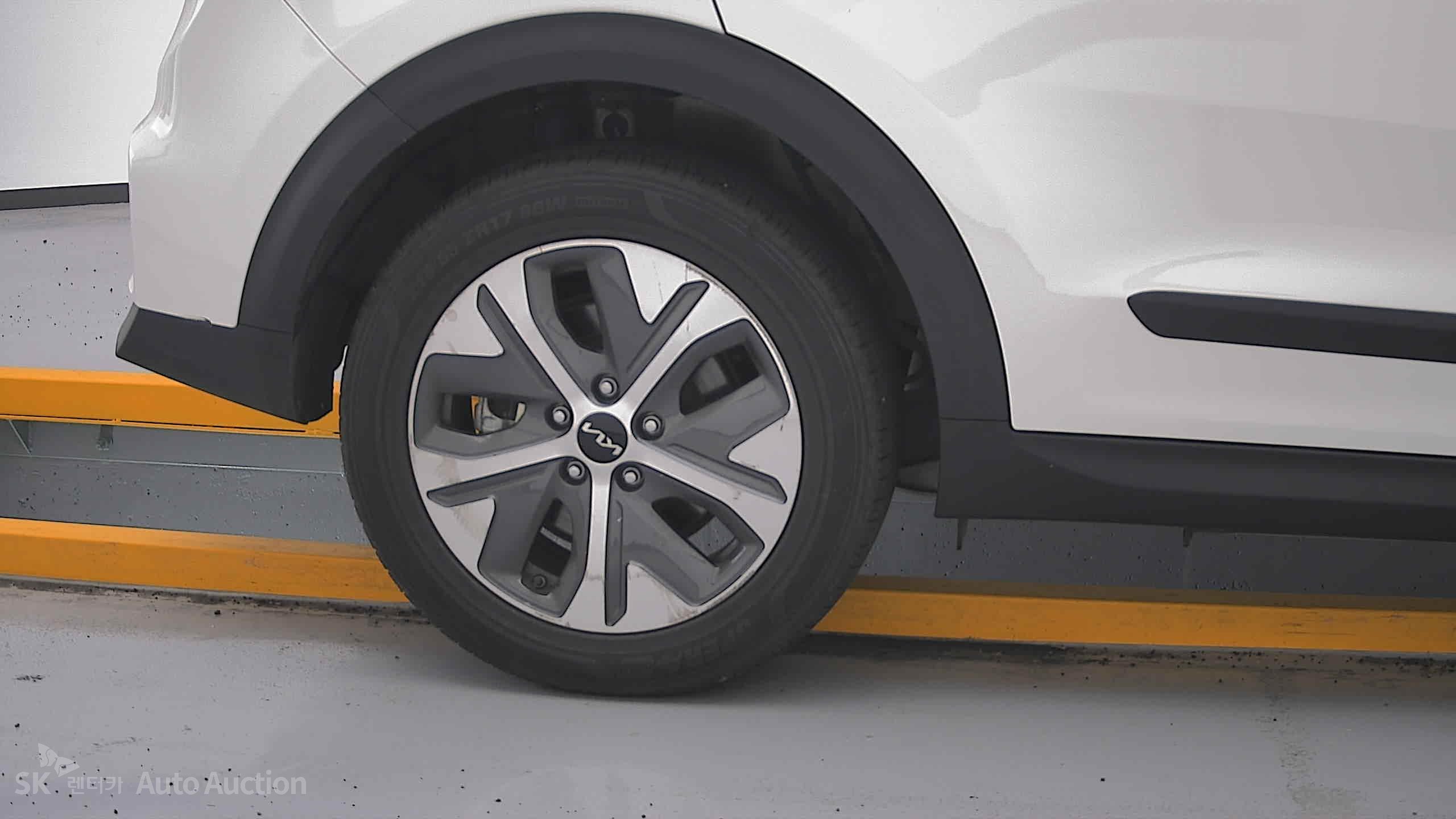 2023 - kia niro