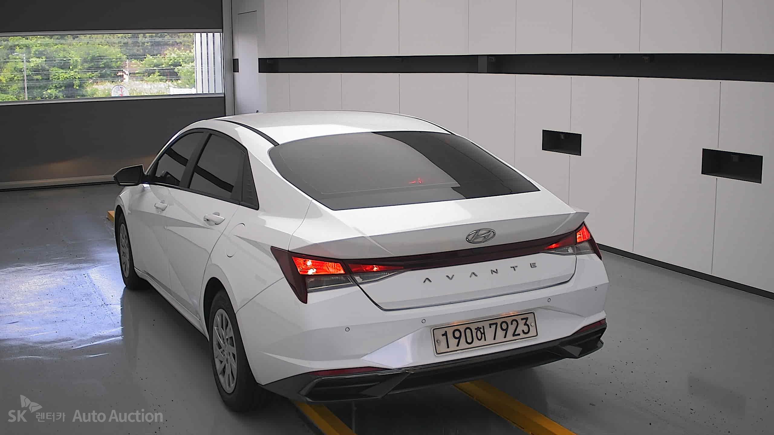 2022 - hyundai avante