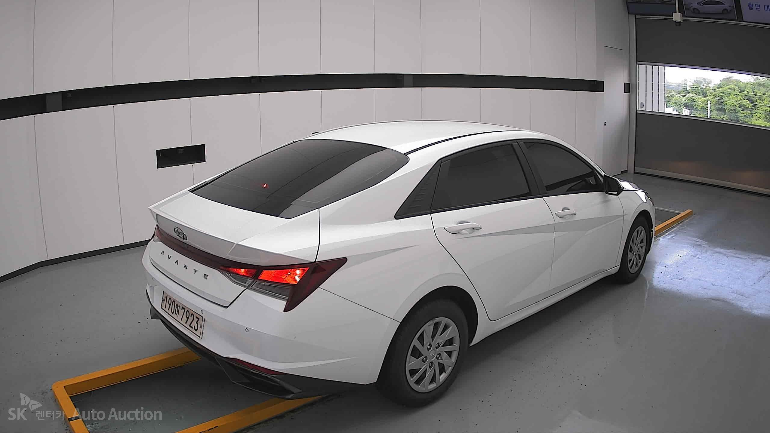 2022 - hyundai avante