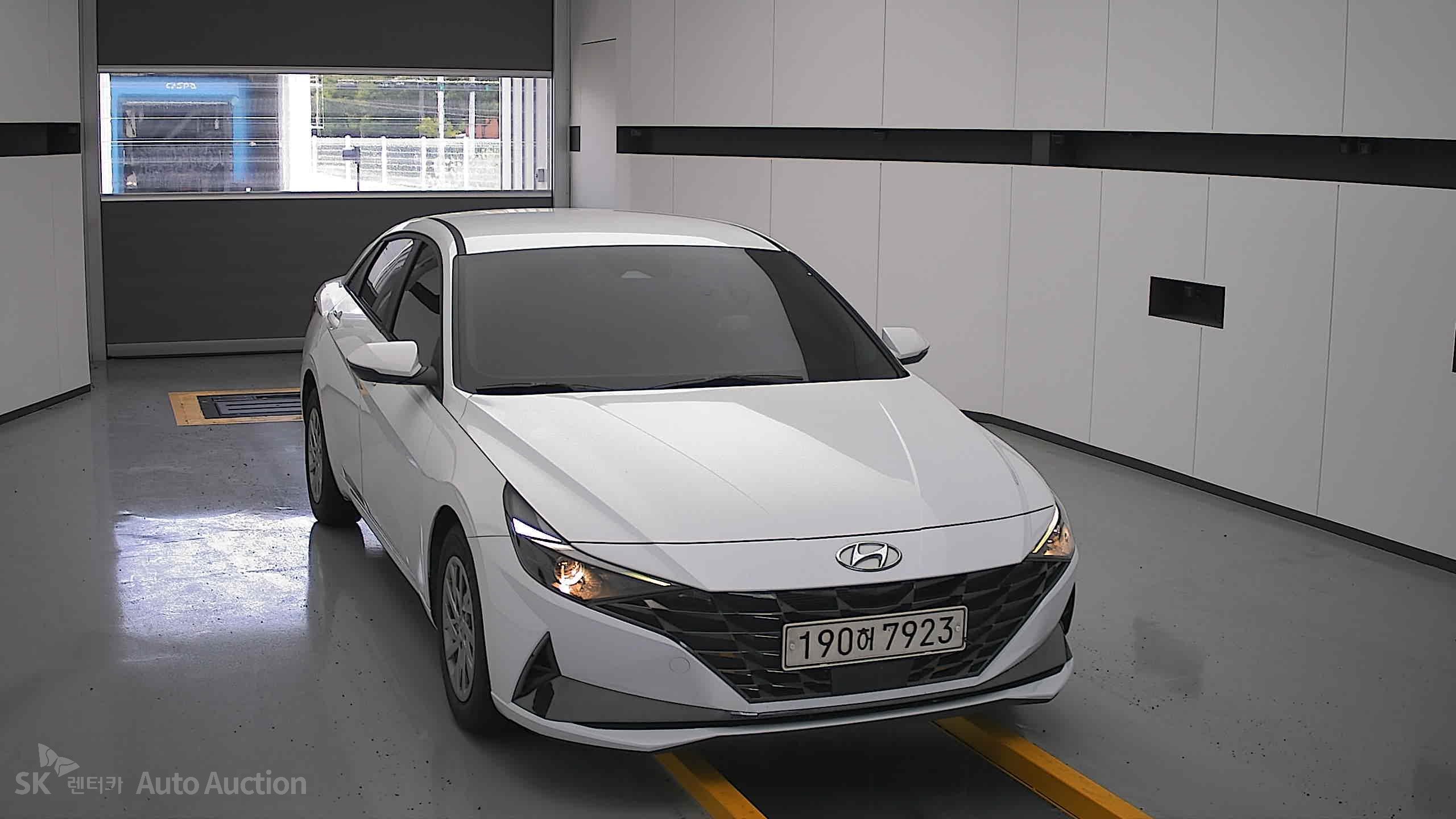 2022 - hyundai avante