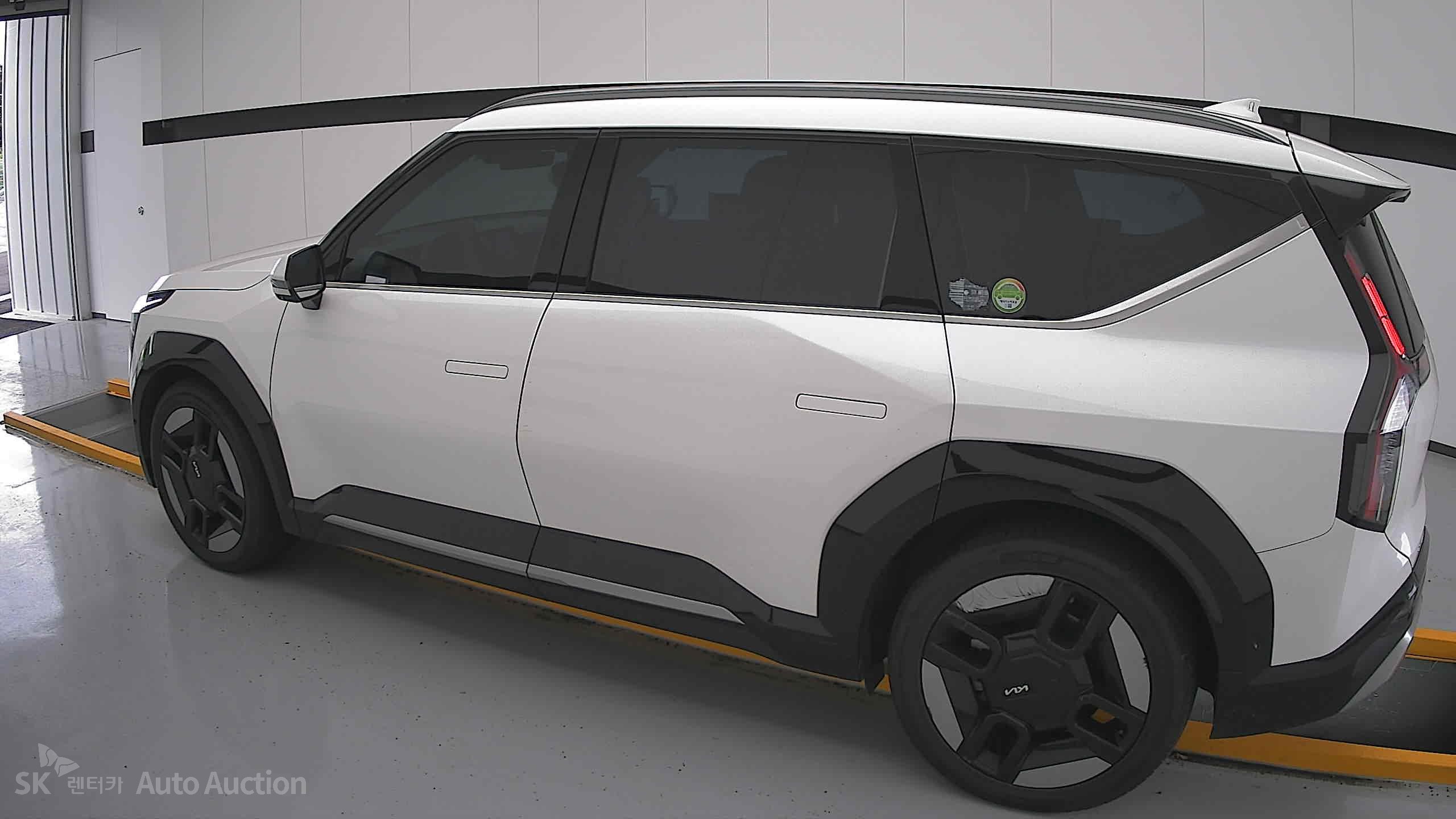 2024 - kia ev9