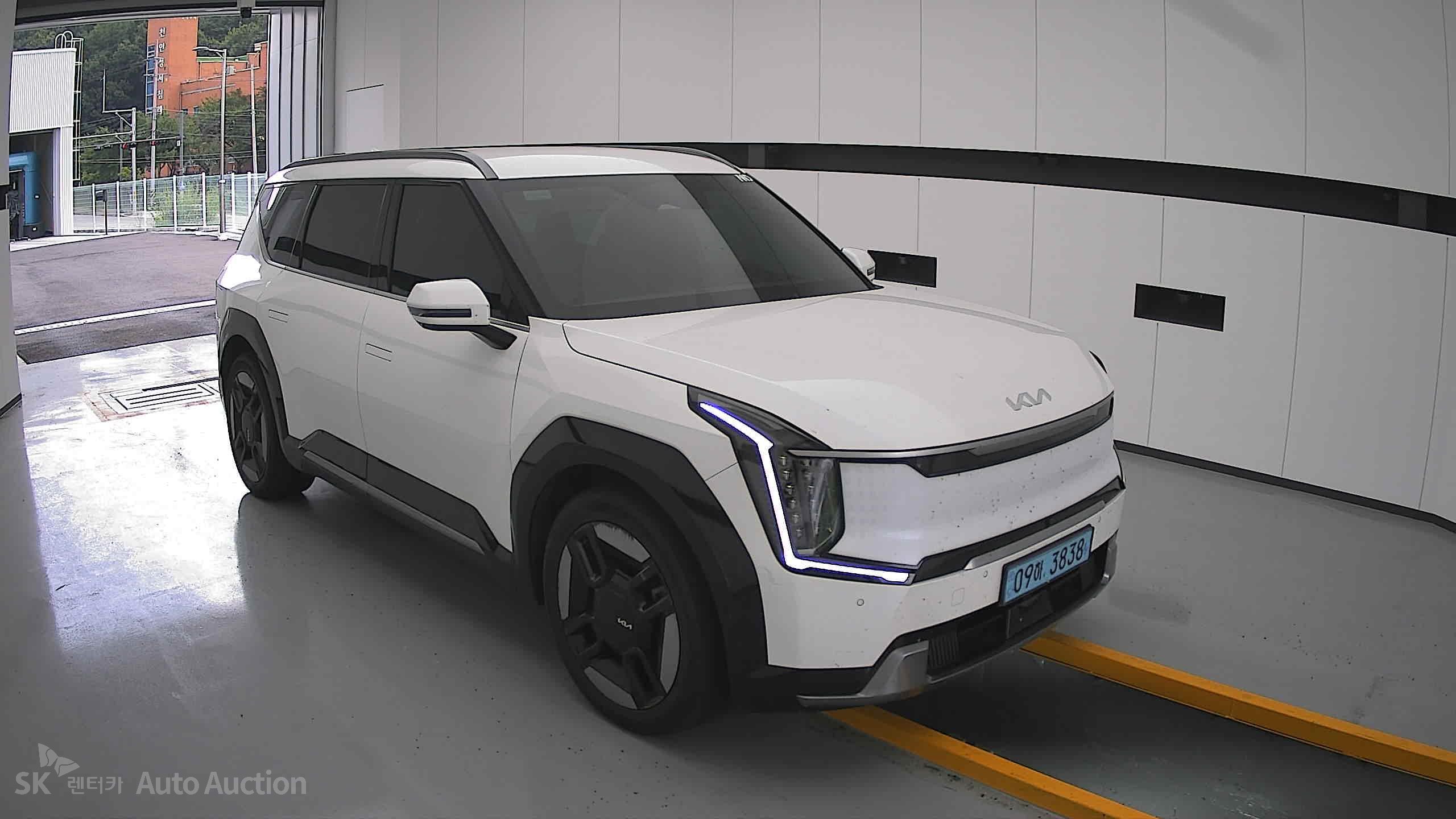 2024 - kia ev9